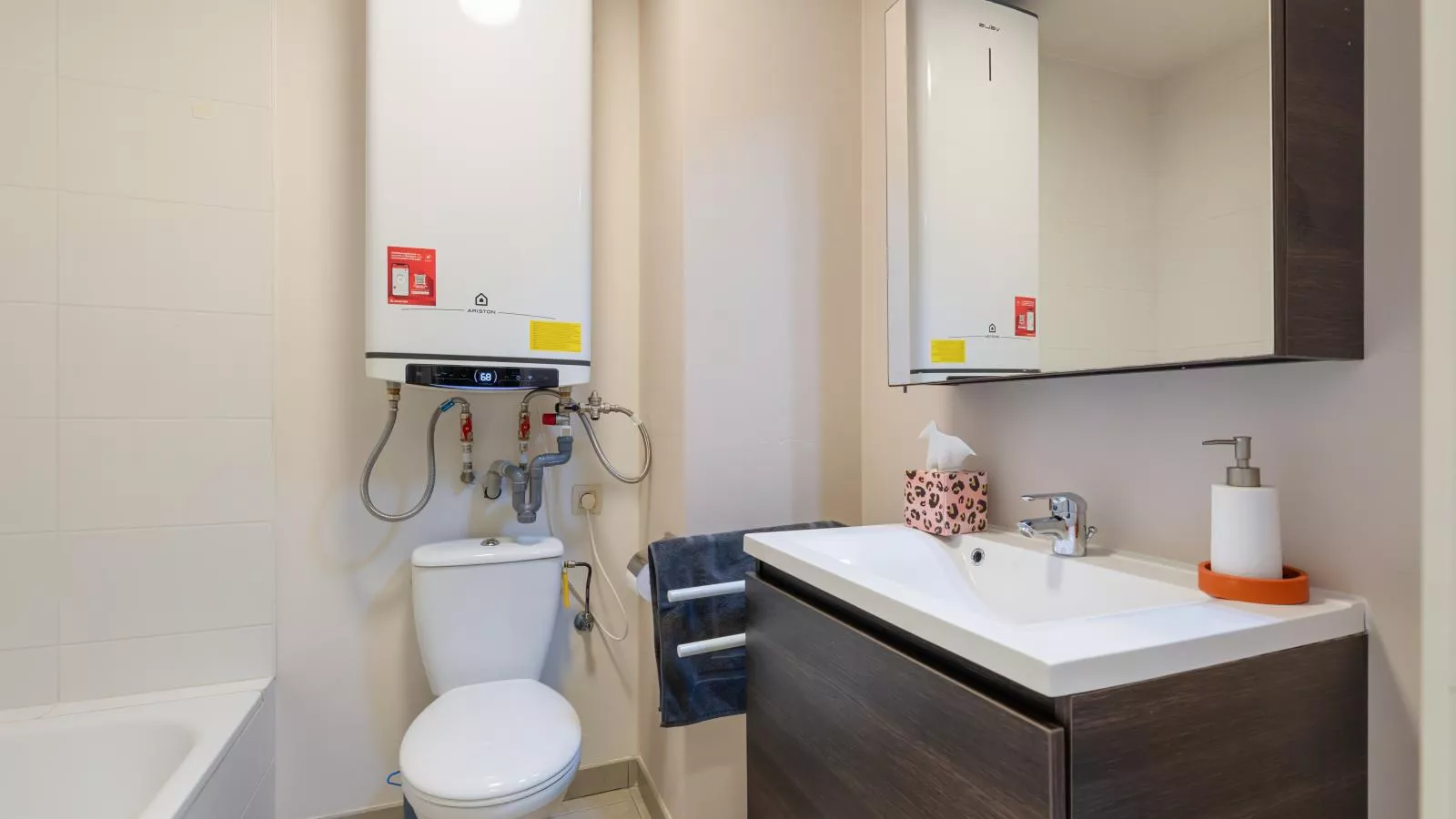 Tranquil à Deux-Bathroom