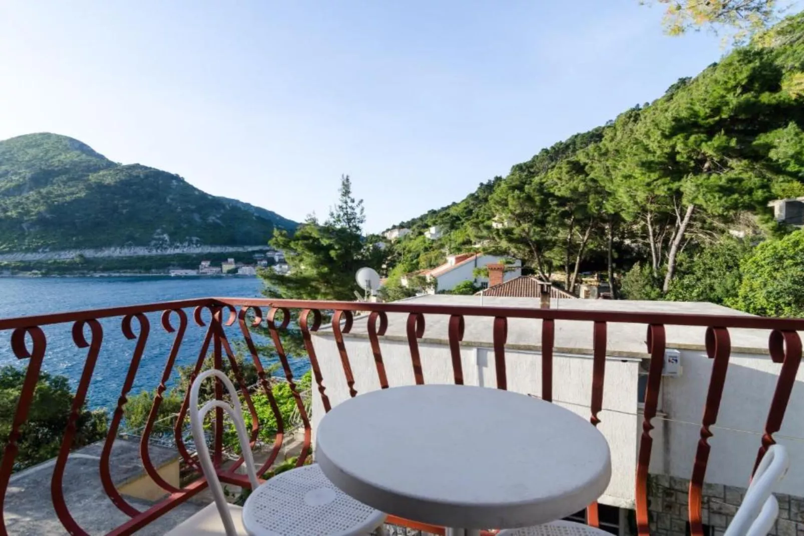 Guest House Sobra 38 - Double Room with Private Bathroom 2-Terrasse/Balkon