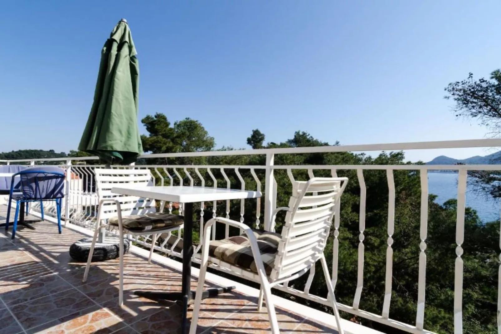 Guest House Sobra 38 - Double Room  with Garden View  3-Terrace balcony