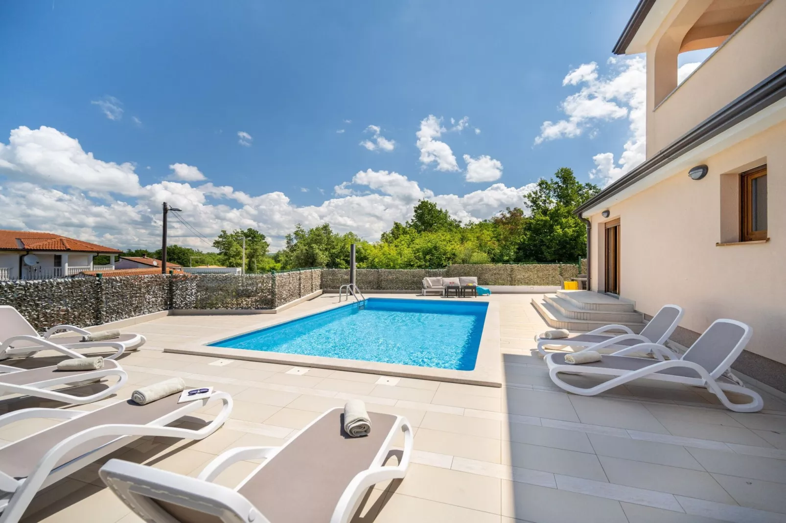 Holiday Home Mlačić - Three Bedroom Holiday Home with Pool-Piscine