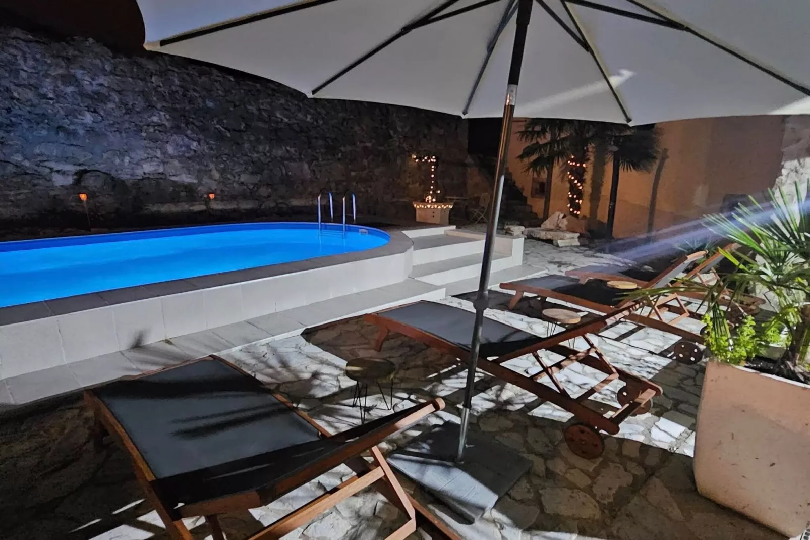 Lisko Vacation House -  Five Bedroom Holiday Home with Private Pool-Piscine