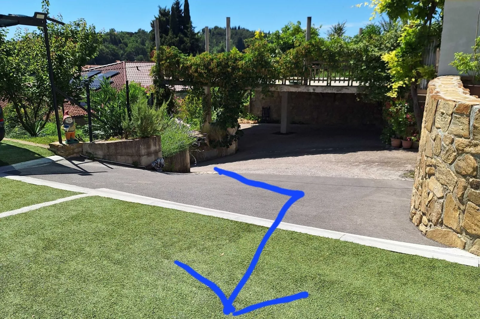 Secluded Authentic Apartment with Terrace - Studio Apartment with Terrace-Im Freien