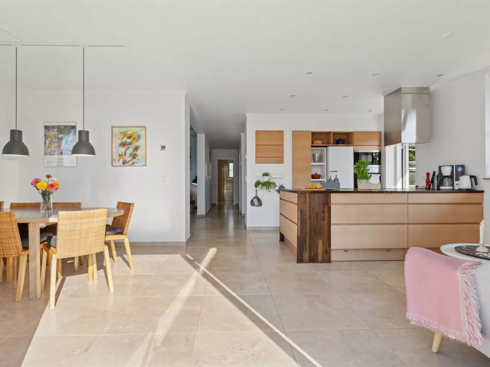 "Alvia" - 1.6km from the sea-Drinnen