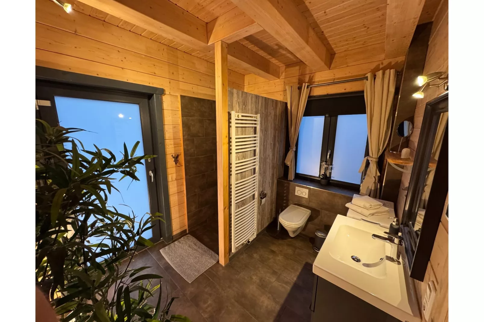 Romantik-"Hütte"-Salle de bain