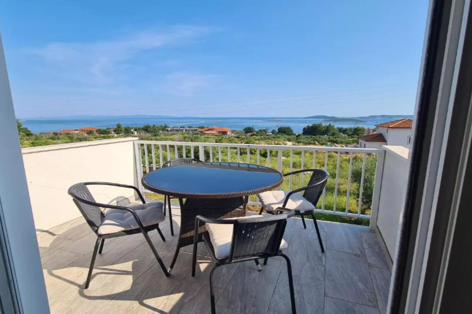 Apartment with One Bathroom