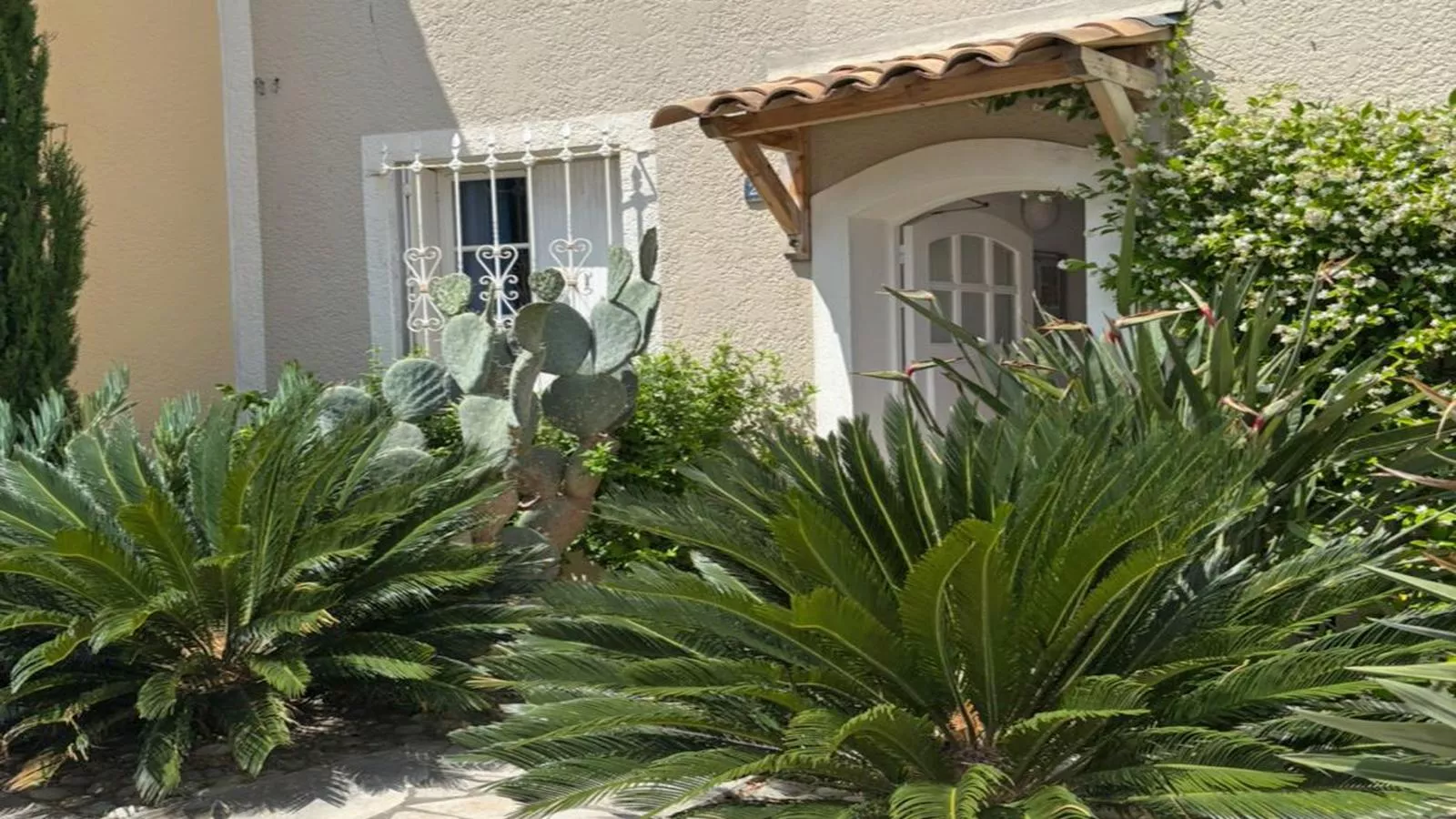 Arlore-Extérieur été