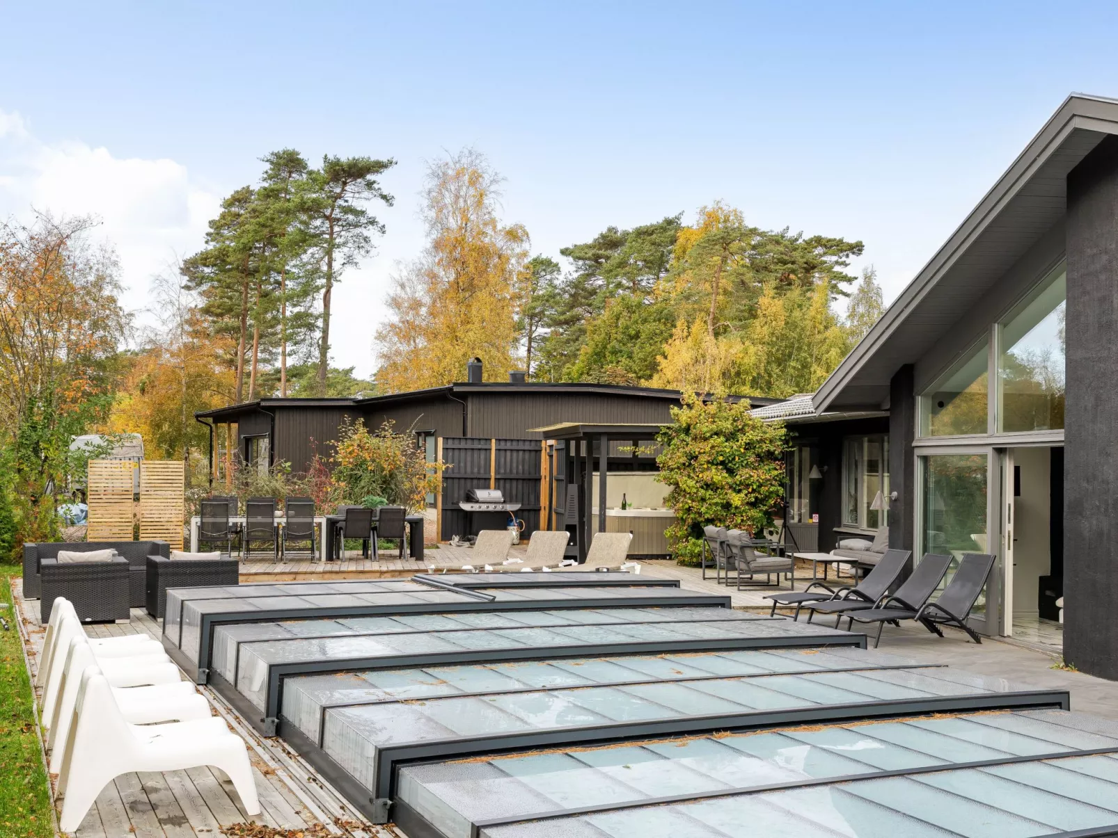 Frösakull Paradiset-Dehors