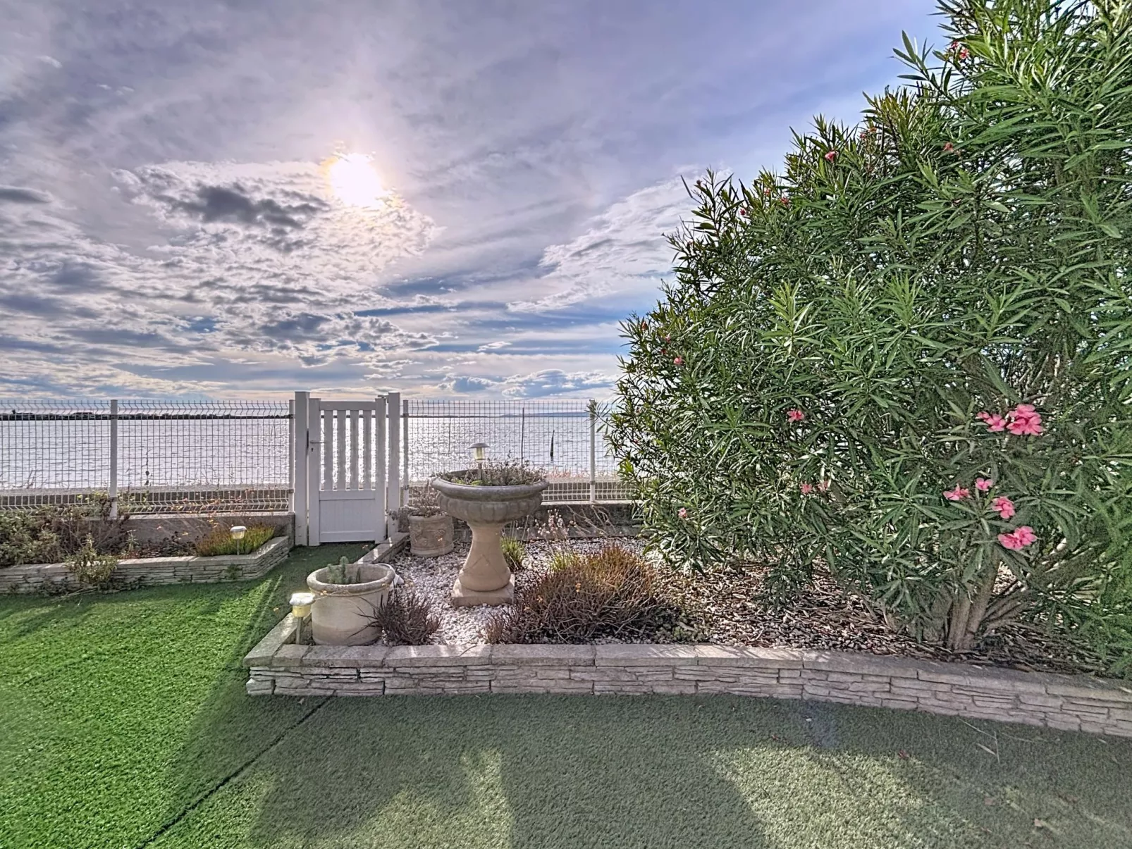 Les cabanes de Pérols-Dehors