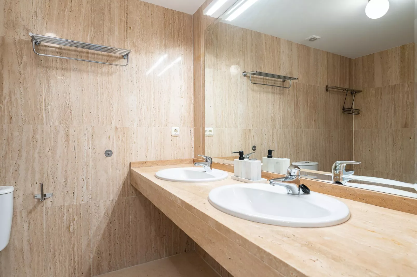 CT 375 - Faro's Cozy Dream in Elviria - Marbella-Badezimmer