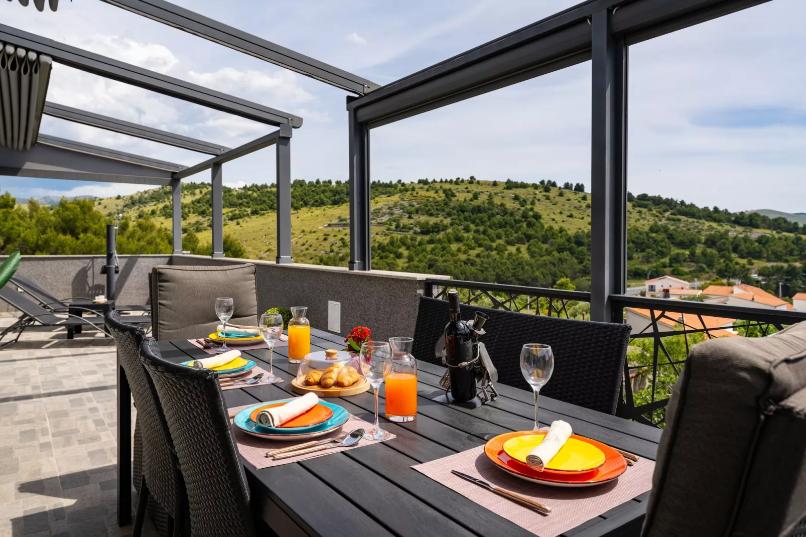 Sea view penthouse Nikita-Terrasse/Balkon