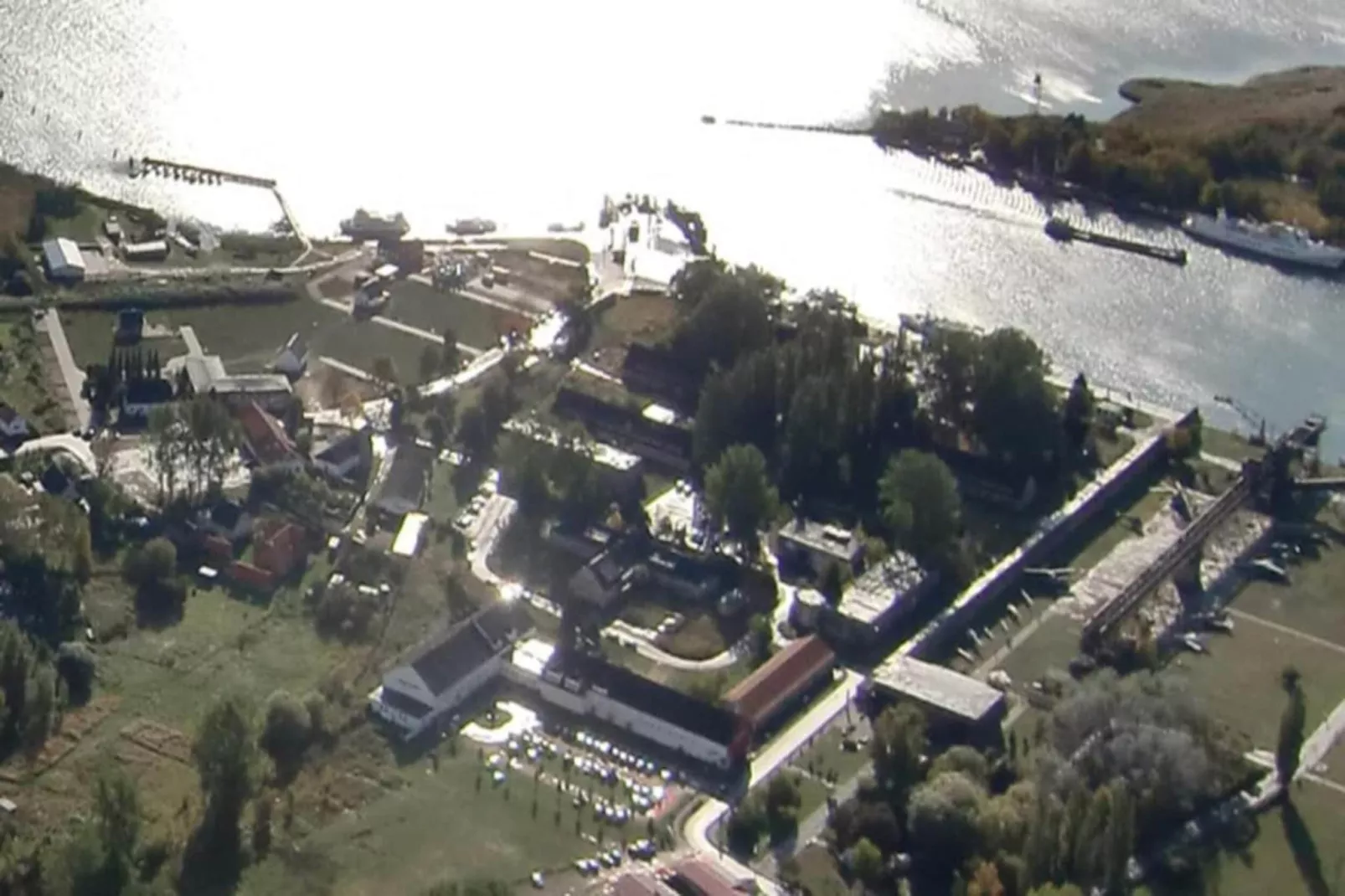 Hausboot in Peenemünde-Gebiete Sommer 20 km