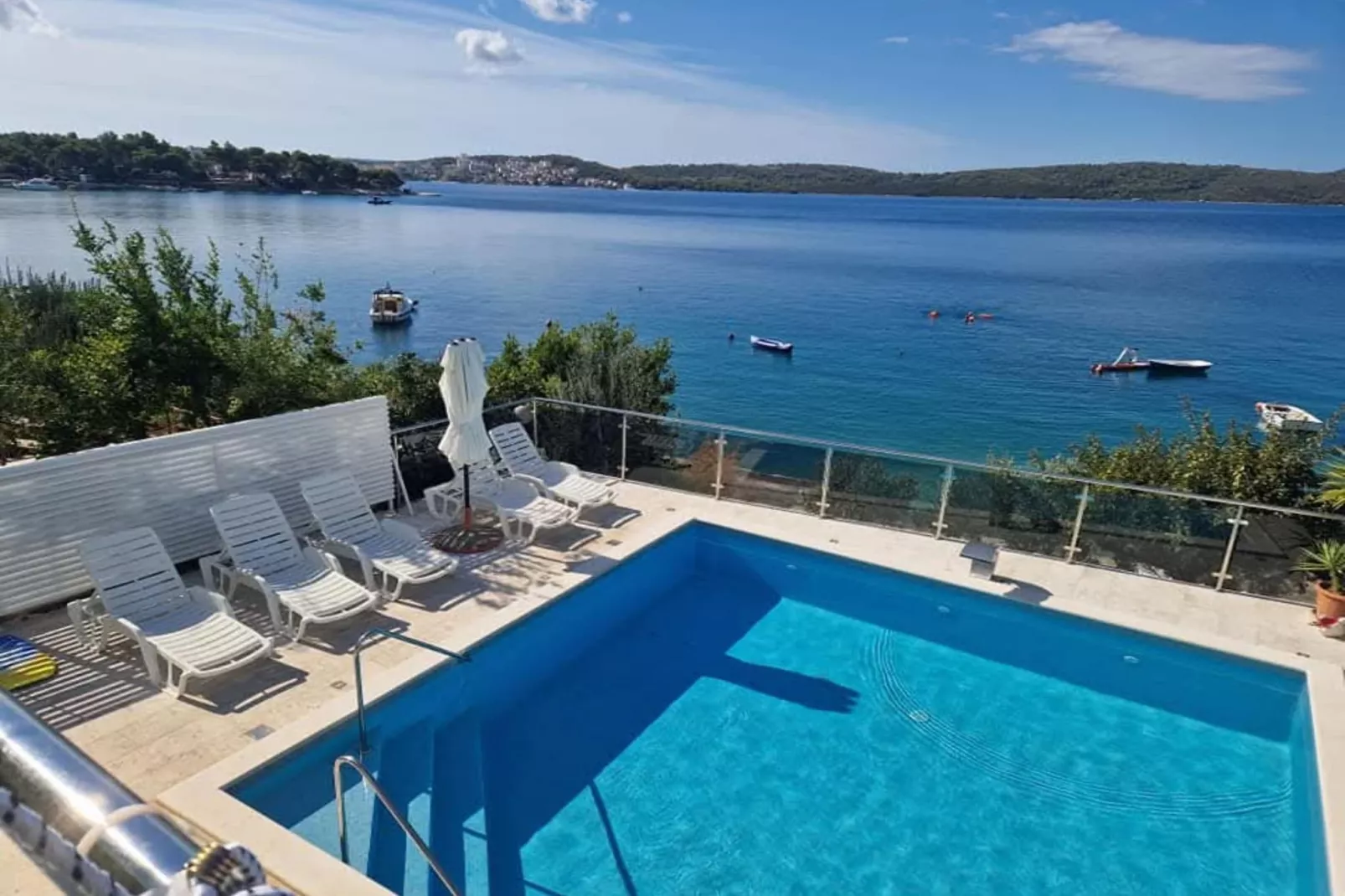 Three- Bedroom Apartment With Sea View A3 - Schwimmbad