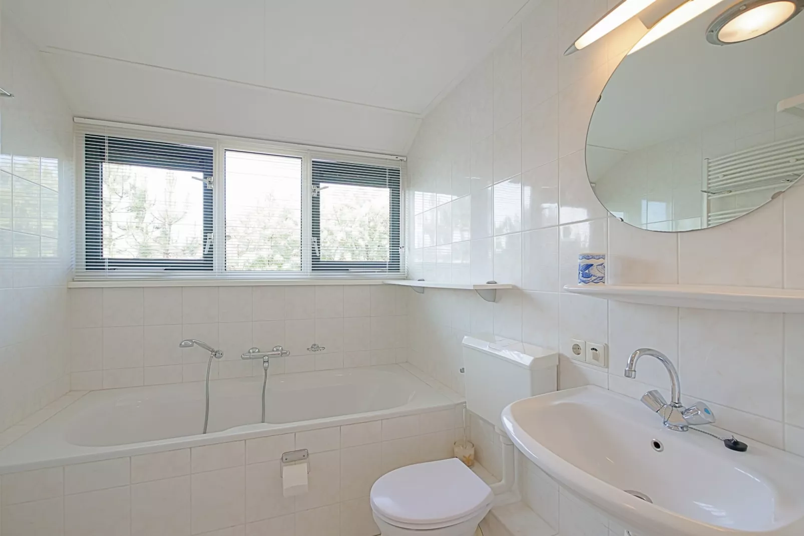 Villa Noorderzon-Badezimmer