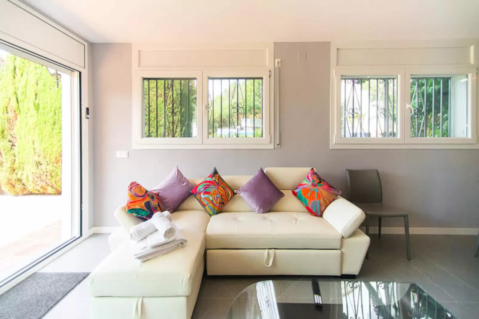 Maison à Roses-Untagged