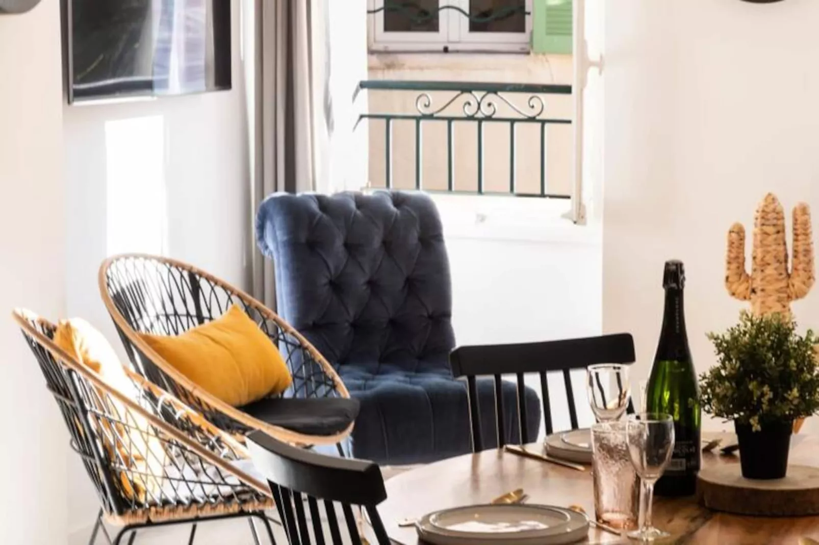 Résidence 3p Centre Cannes Suquet-Untagged