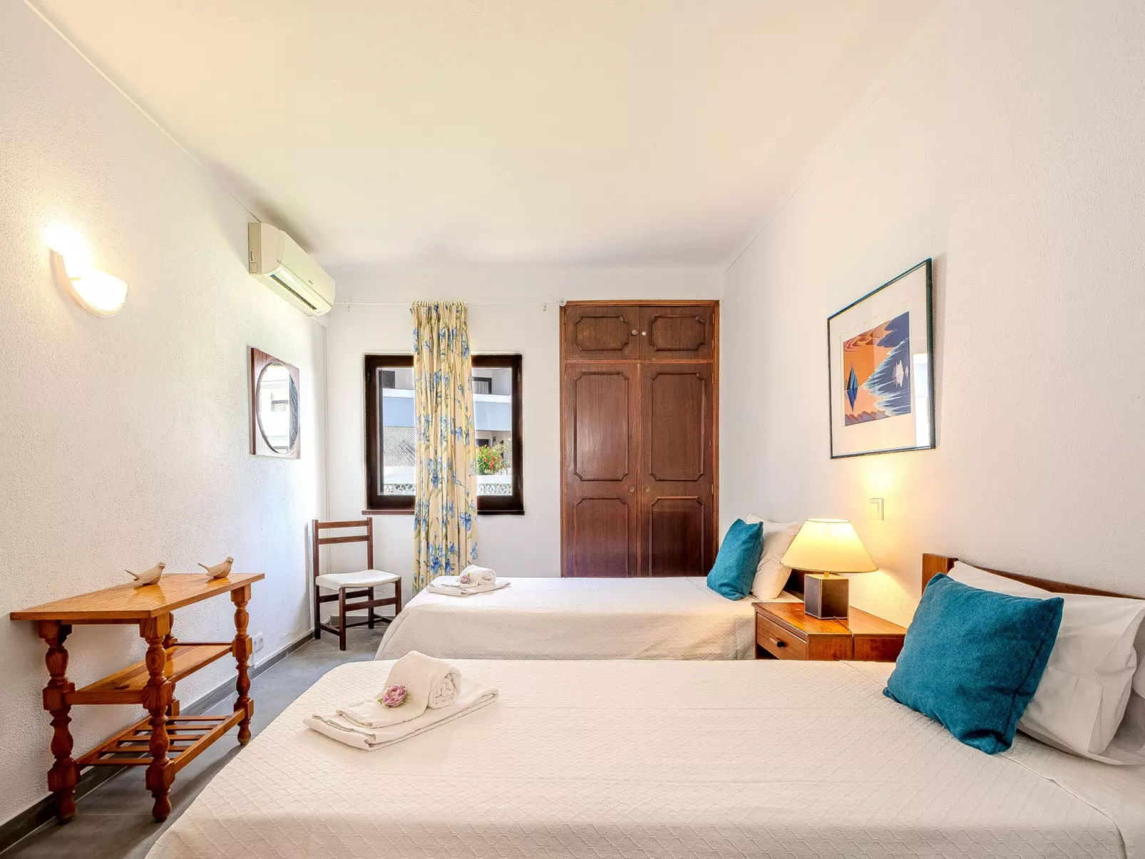 Amélia - Sunny Way-Dedans