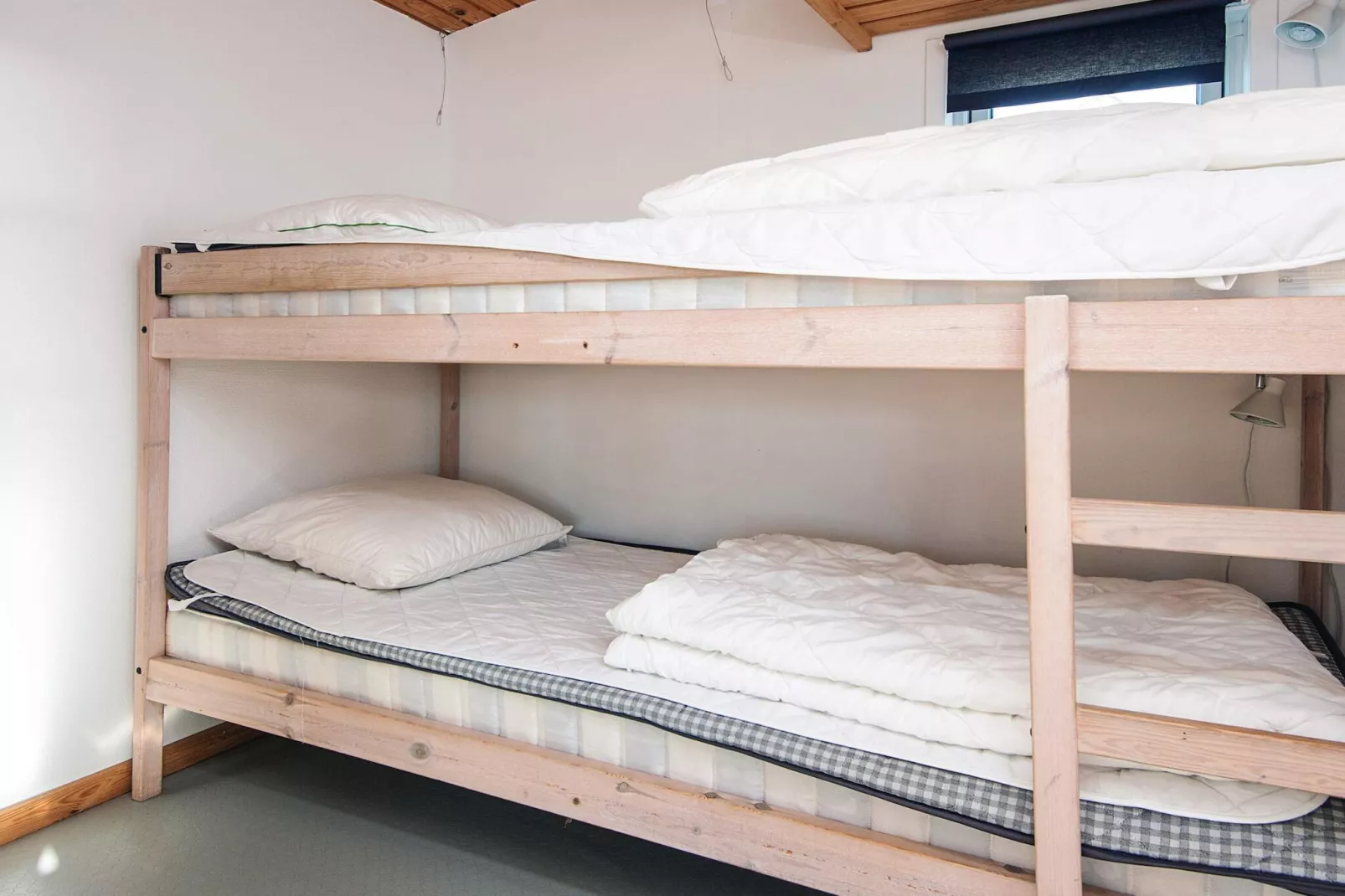 4 person holiday home in Grenaa-Indoor