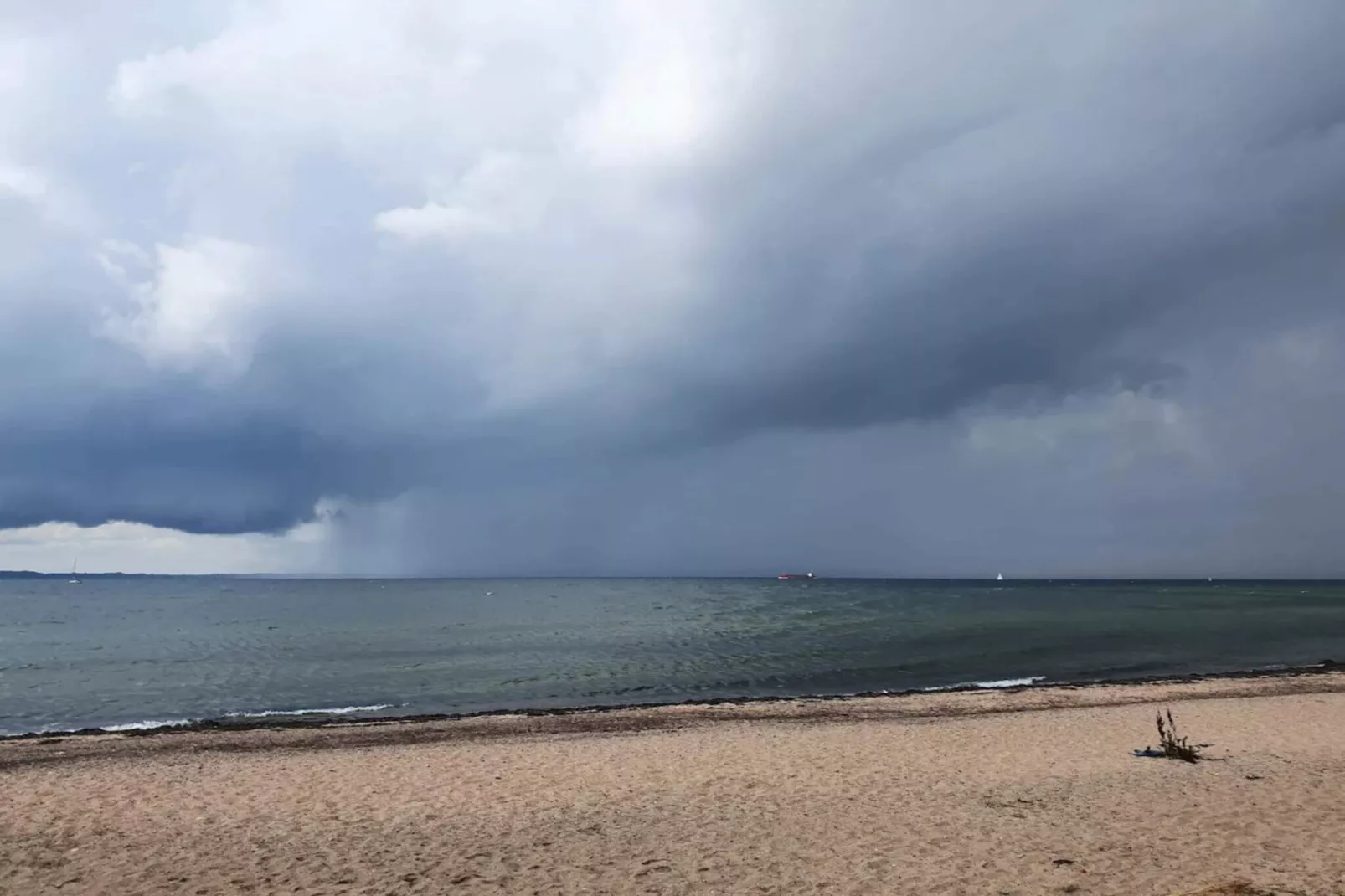 Villa de Bord de Mer elegante a Ven-By Traum-Vue sur l'eau