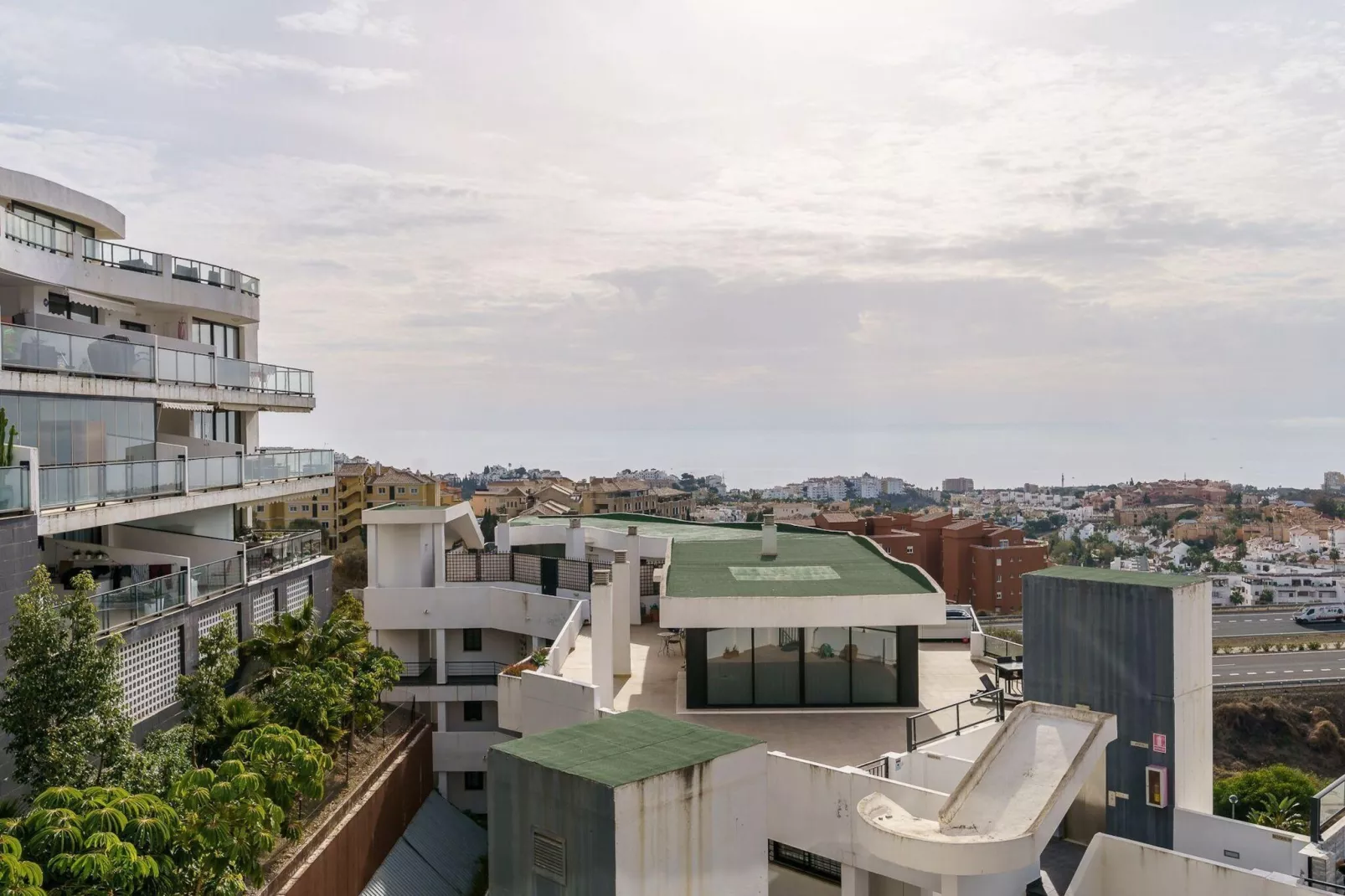 CT 167 - Hollywood Hills in Riviera del Sol-Gebiete Sommer 1 km