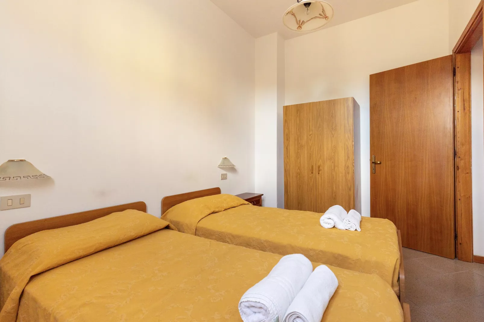 Casa Tommaso - Quadri P T - 8 pax-Schlafzimmer