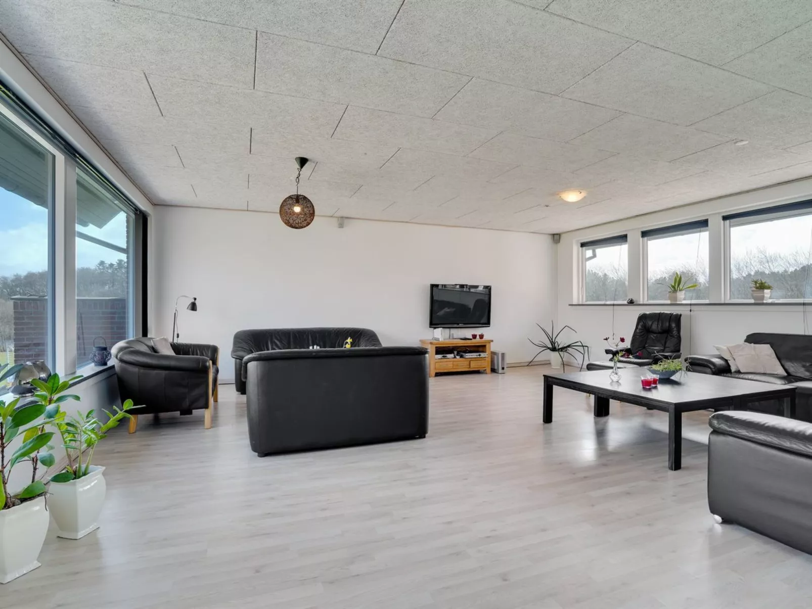 "Markhild" - 300m to the fjord-Drinnen