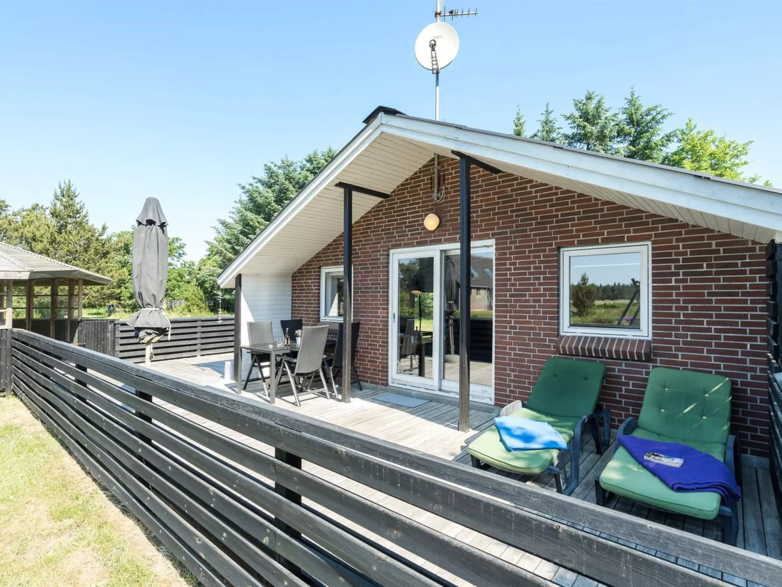 "Elinbjörn" - 1km from the sea-Dehors