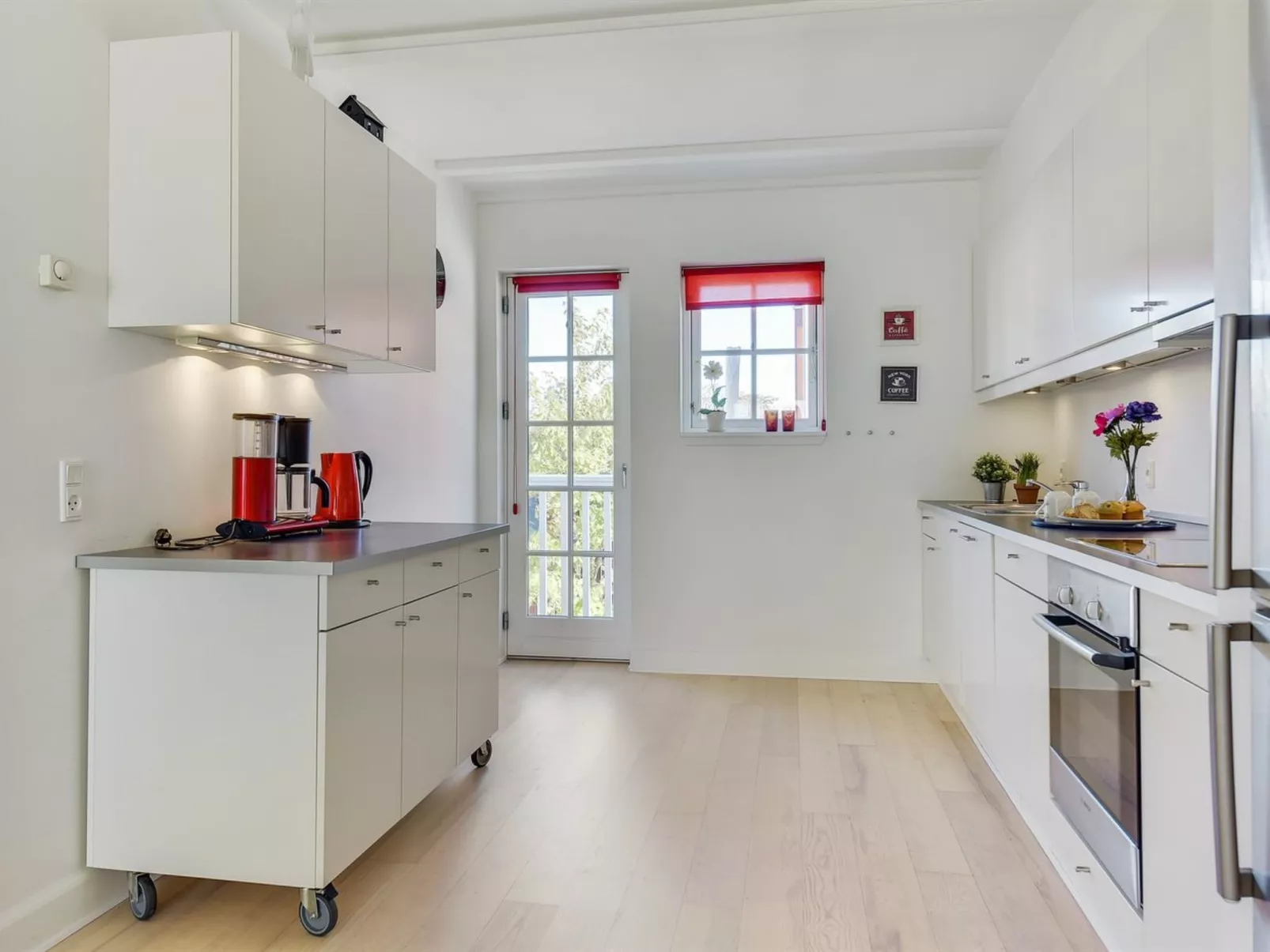 "Joar" - 5m to the fjord-Inside