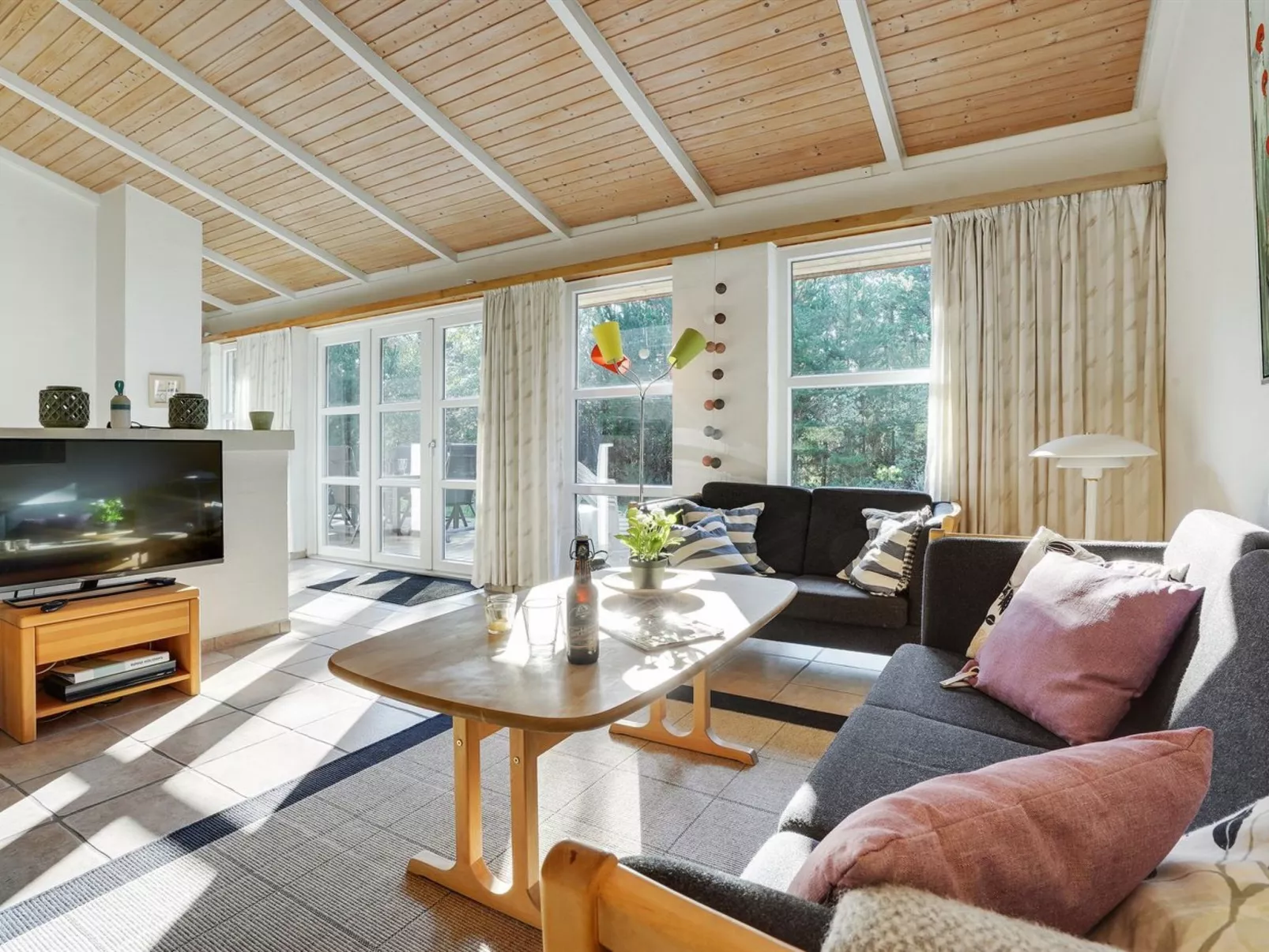 "Reinbald" - 1km from the sea-Inside