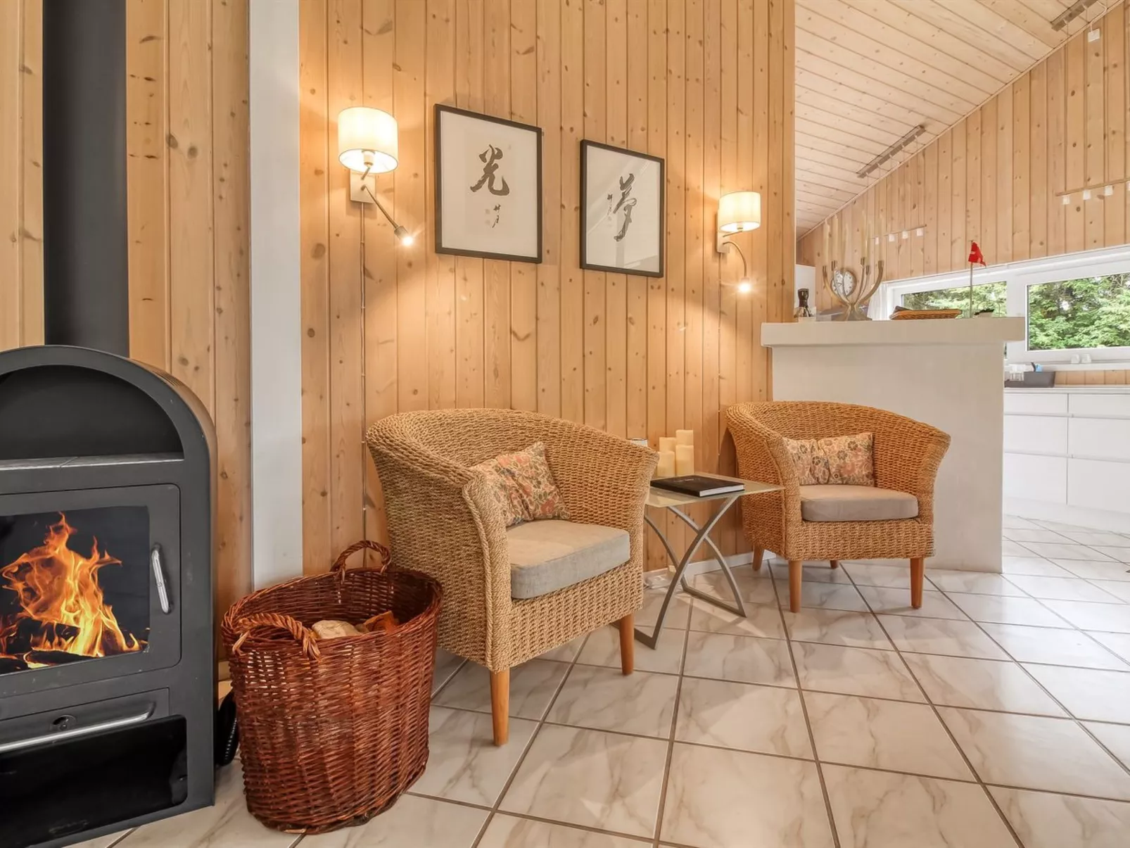 "Aniki" - 1.4km from the sea-Inside