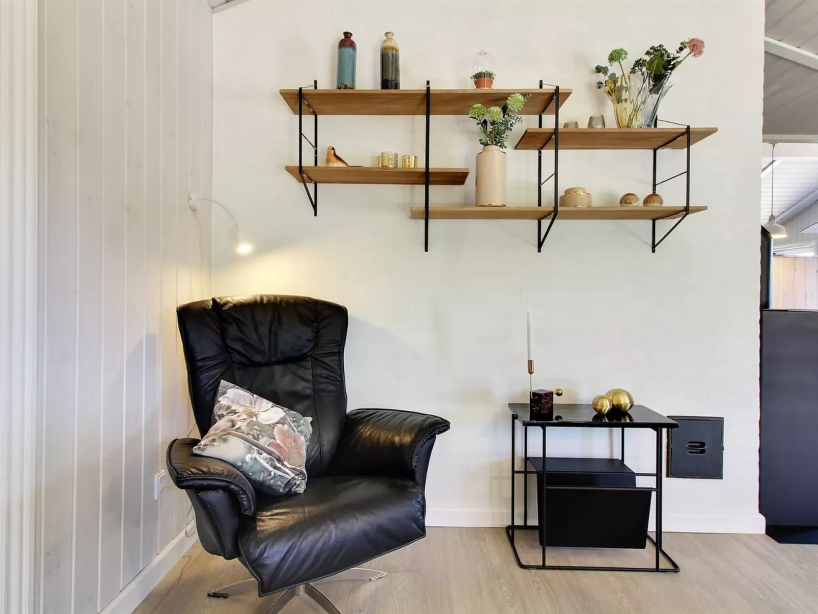 "Sirka" - 200m from the sea-Drinnen