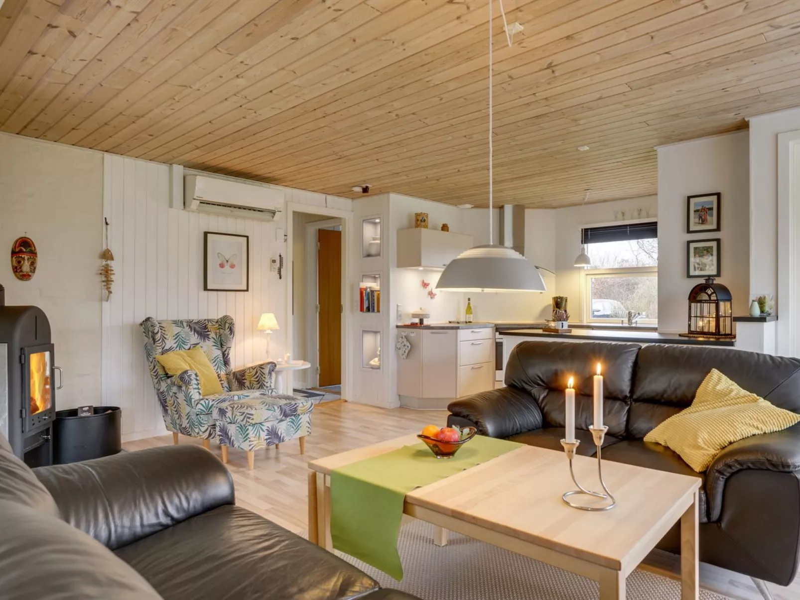 "Nico" - 1.1km from the sea-Drinnen