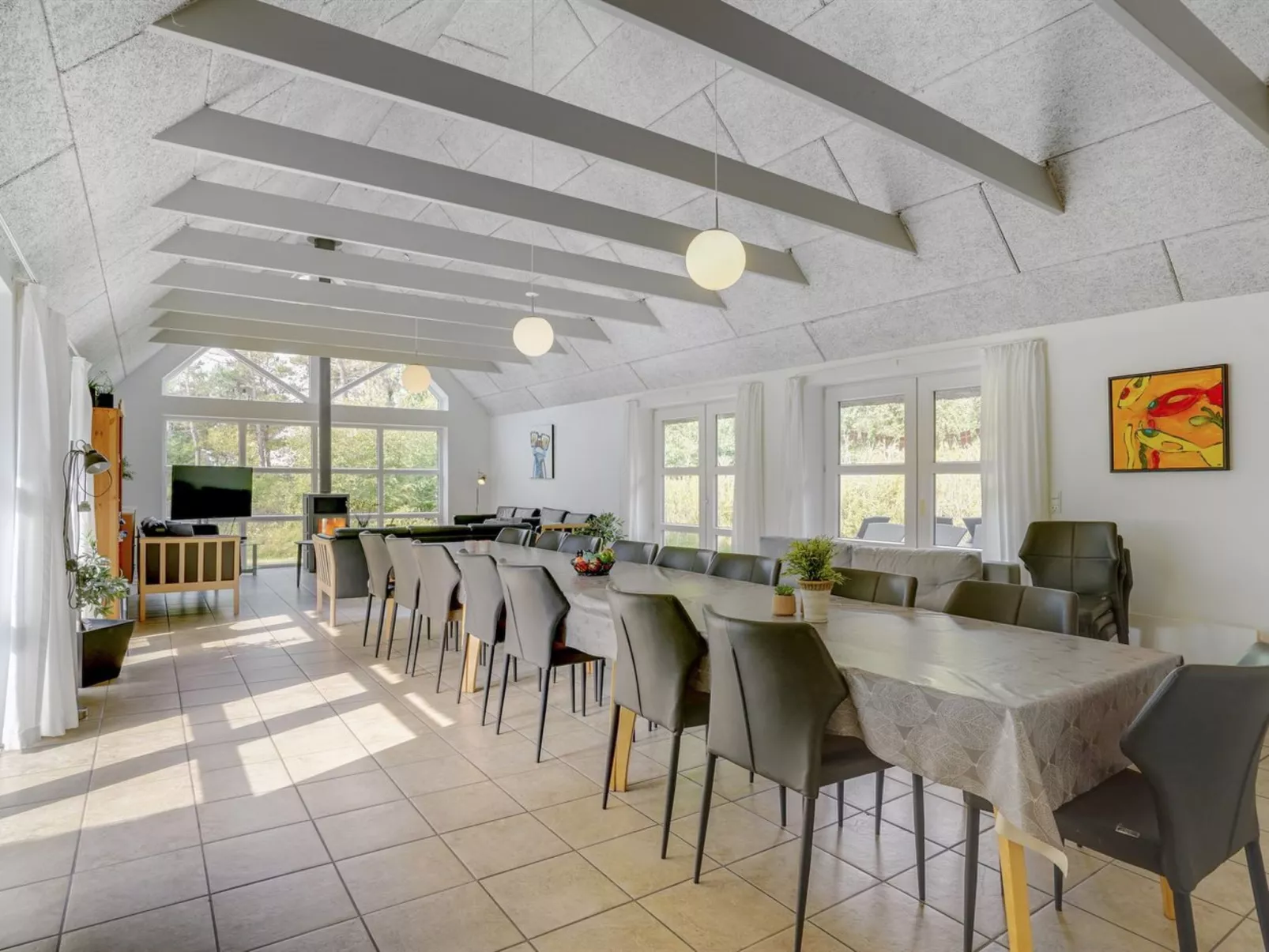 "Jenna" - 1.4km from the sea-Inside