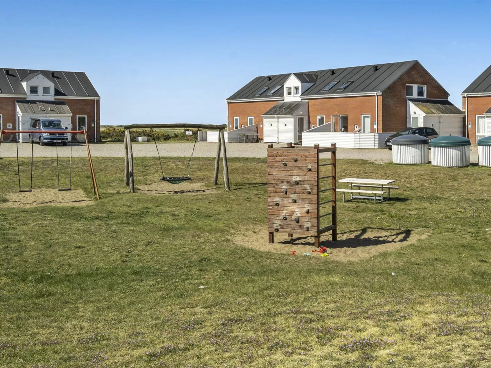 "Gerharde" - 2.3km from the sea-Inside