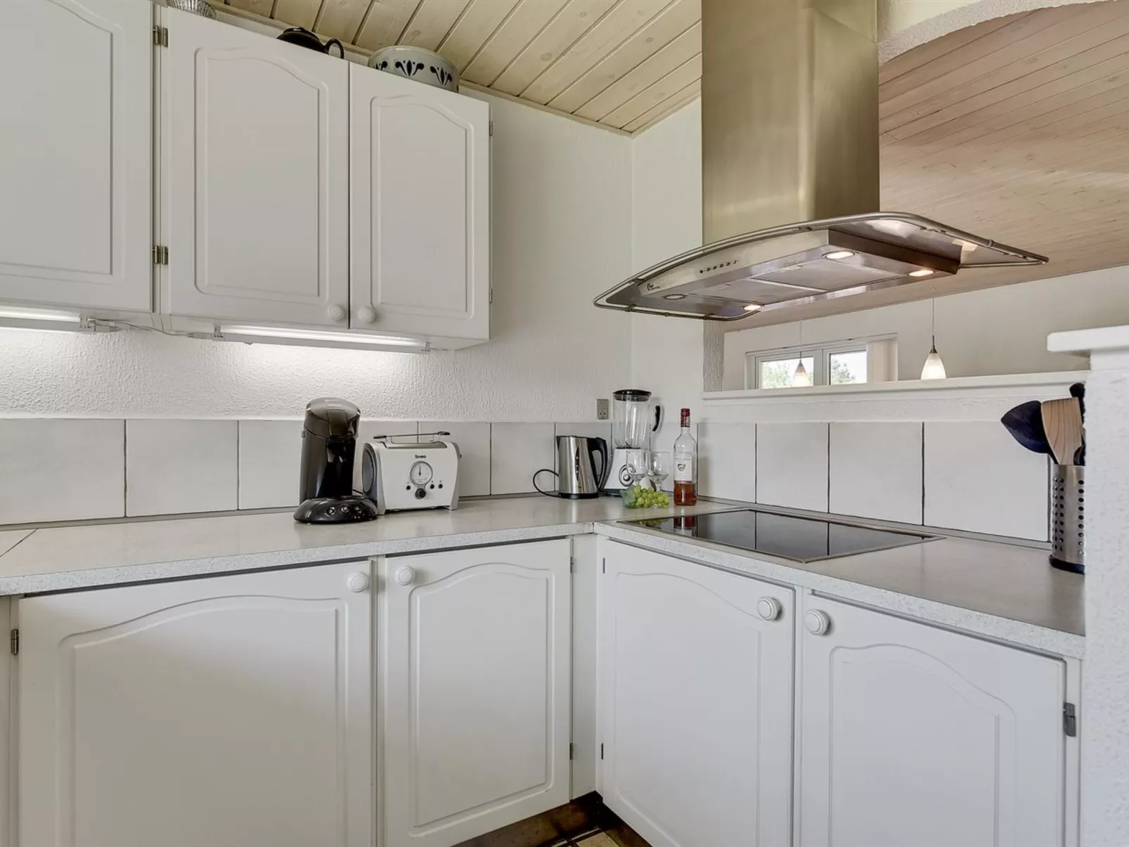 "Ameline" - 500m to the fjord-Drinnen