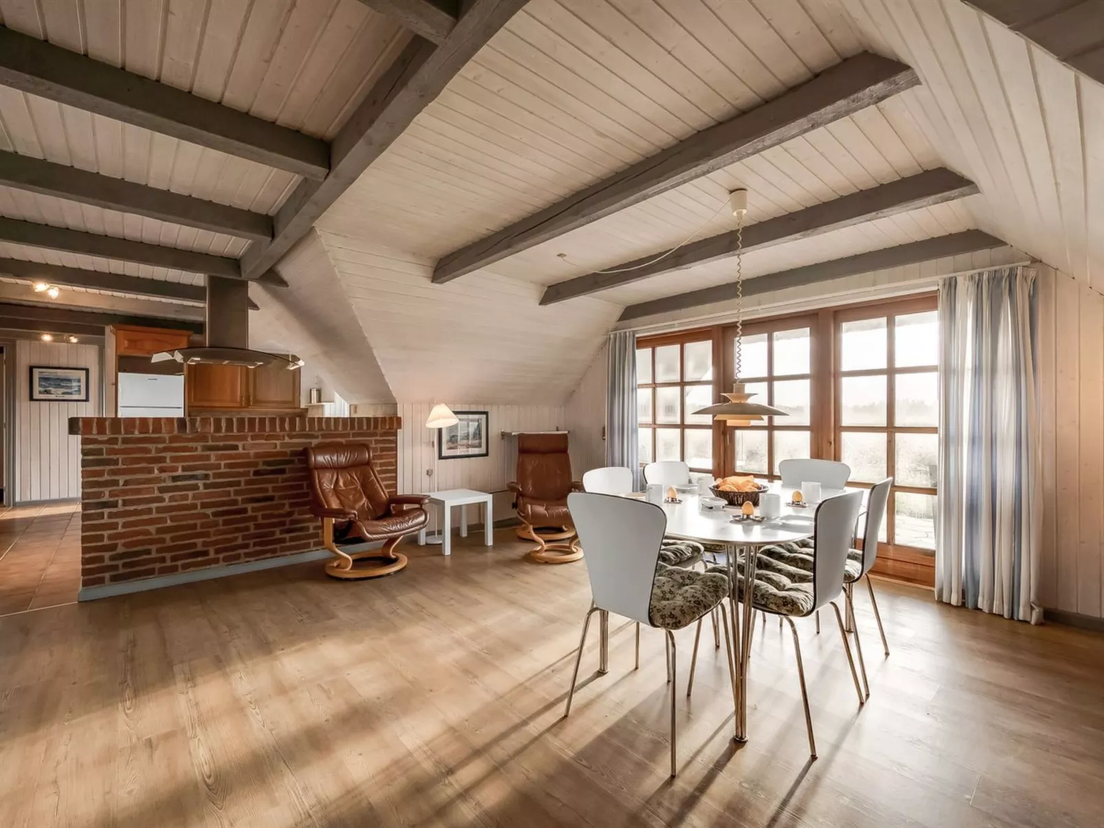 "Vangja" - 700m to the fjord-Dedans