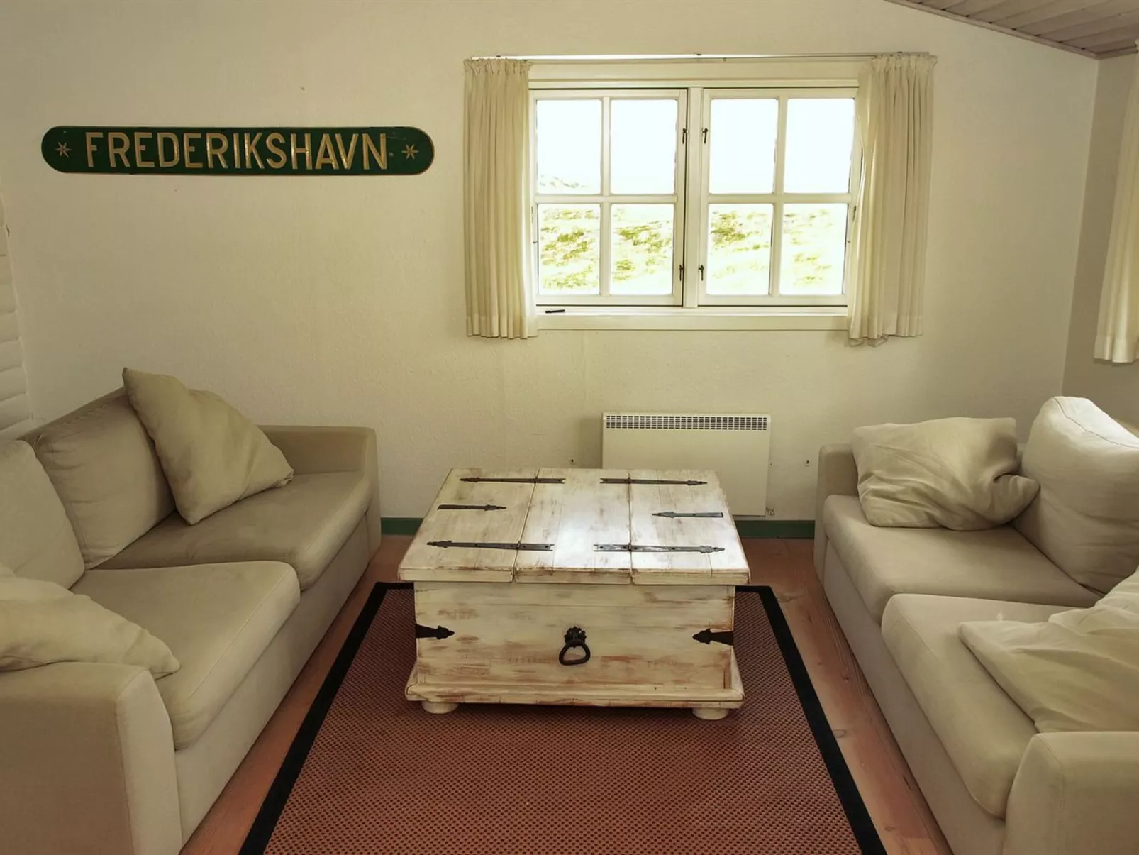 "Swanja" -  from the sea-Inside