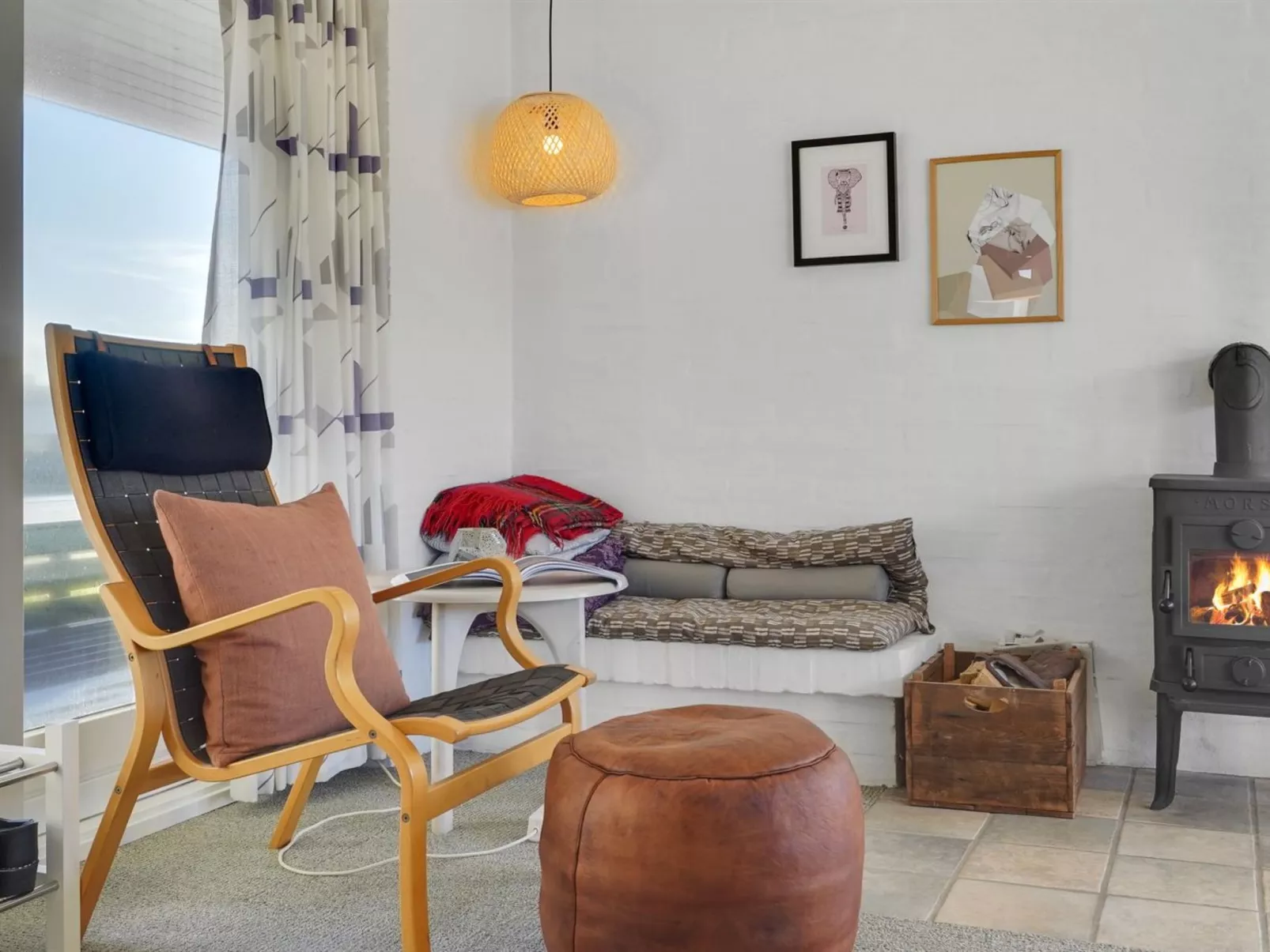 "Ozeana" -  from the sea-Dedans