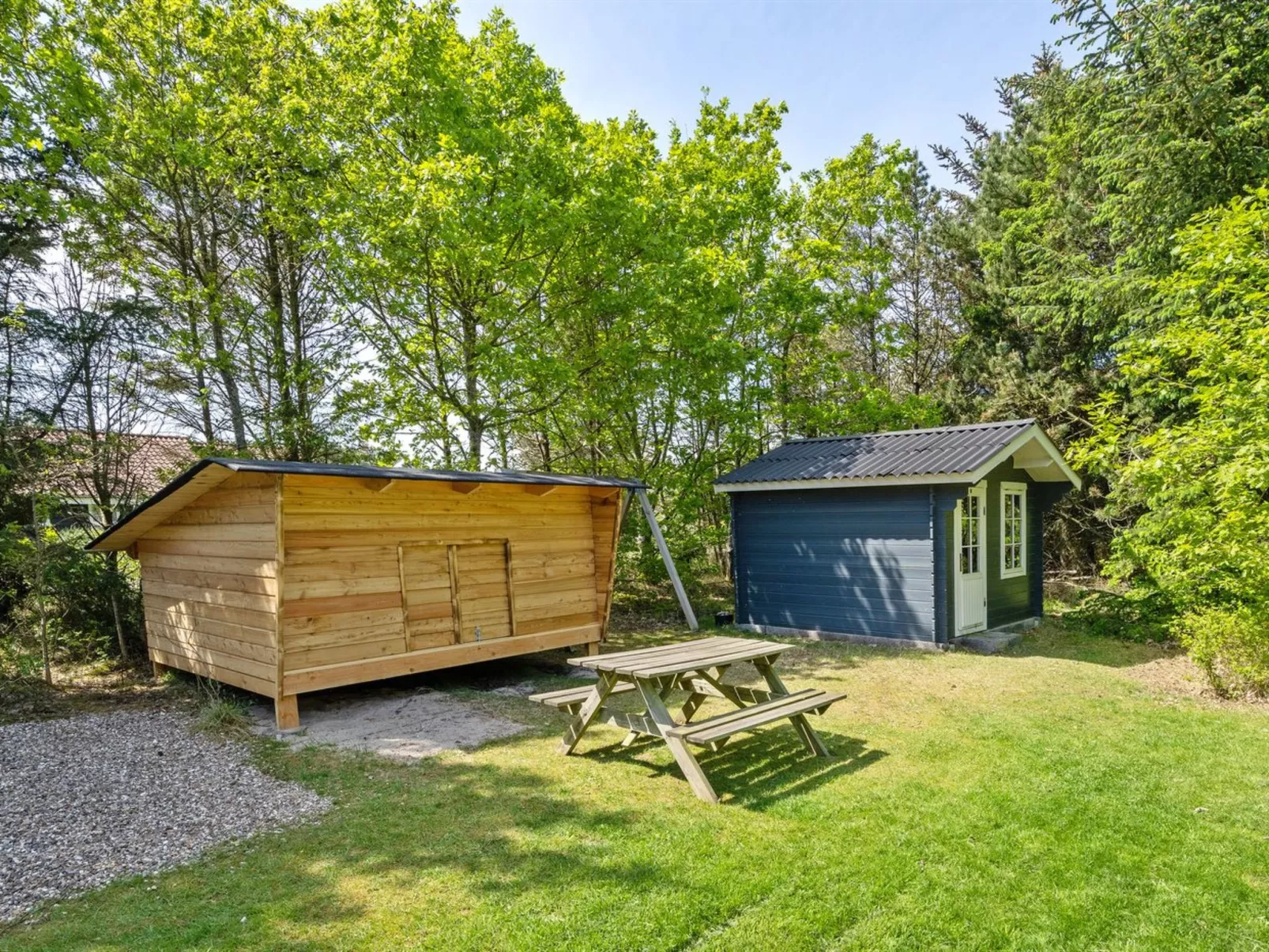 "Hjalmara" - 900m from the sea-Outside