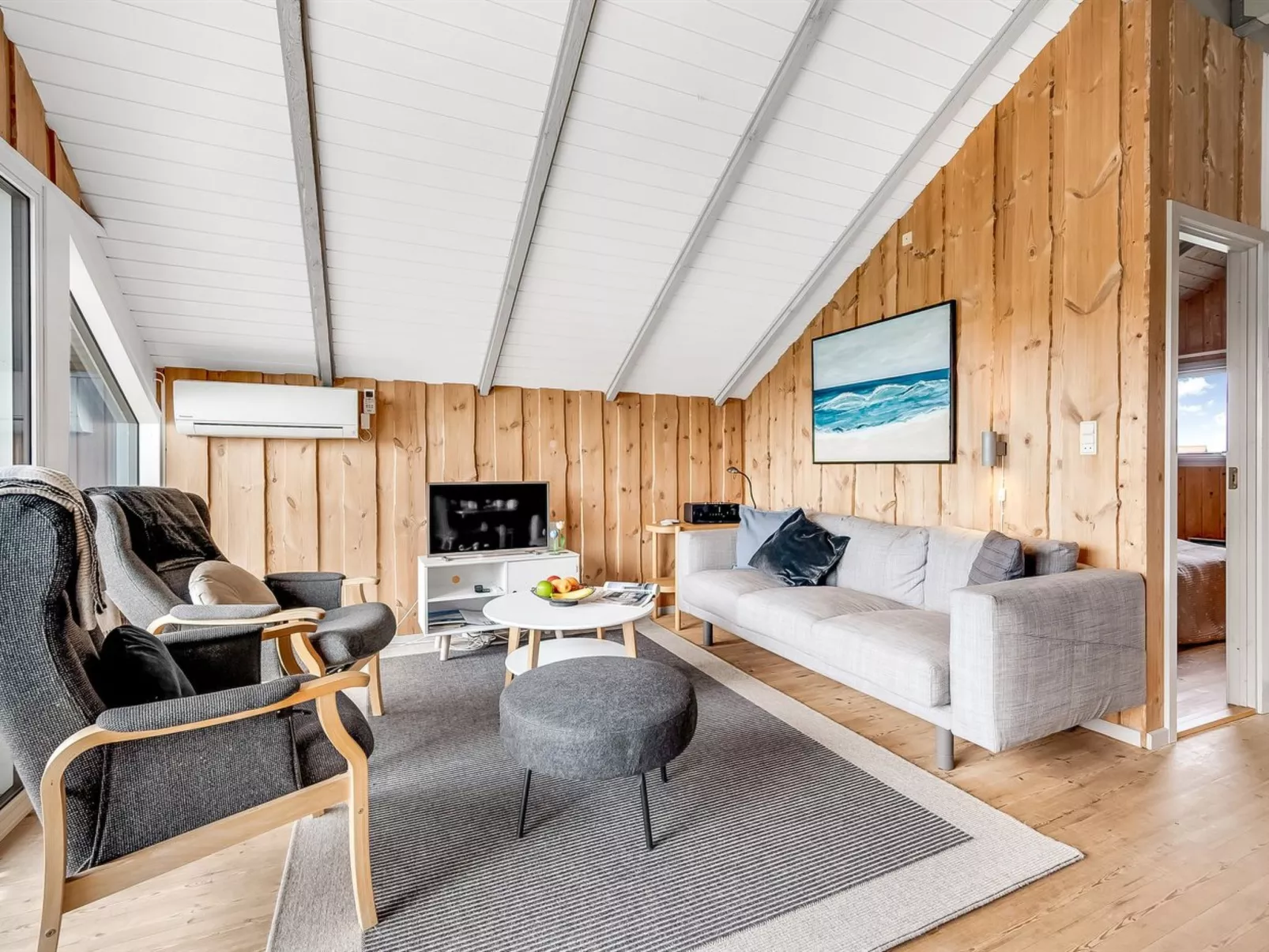 "Valia" - 400m to the fjord-Inside