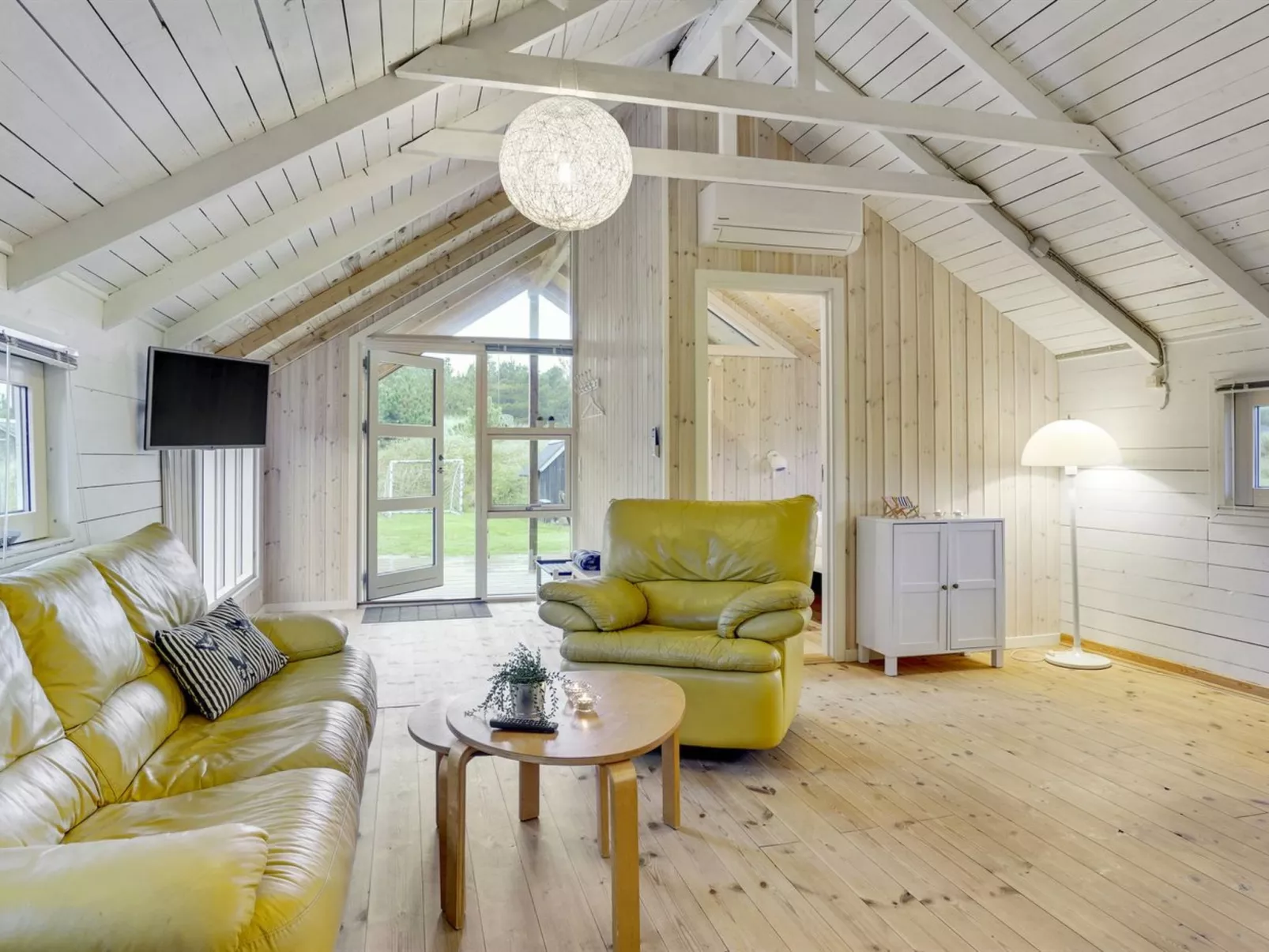 "Tameran" - 700m from the sea-Dedans