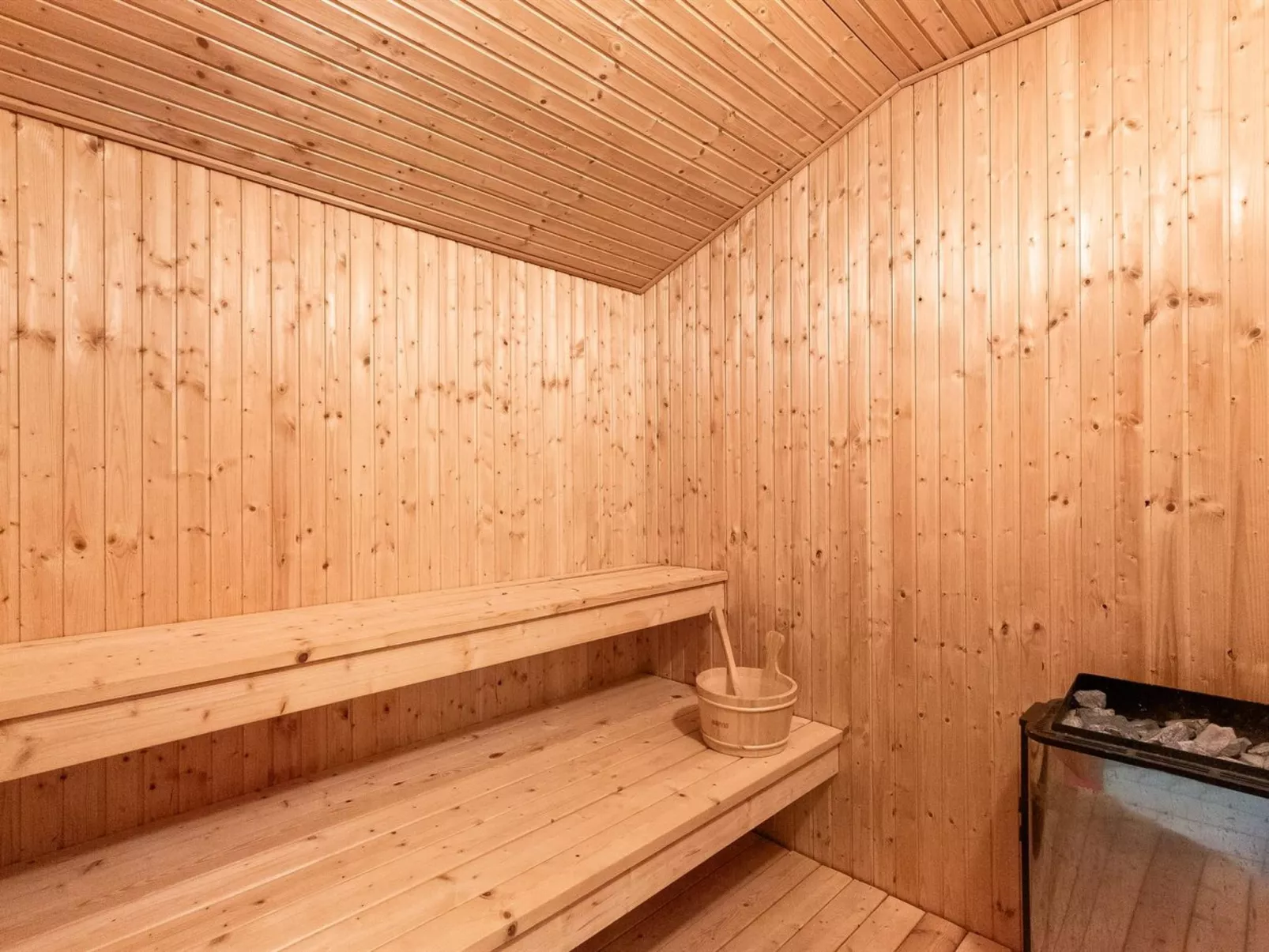 "Hertta" - 200m from the sea-Drinnen