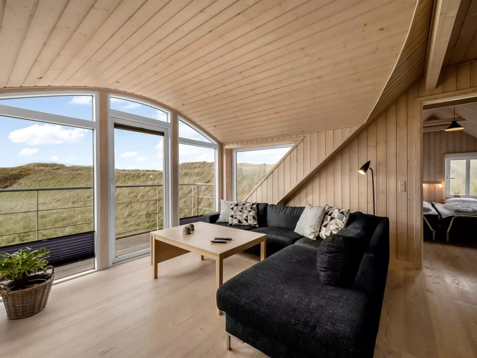 "Ali" - 75m from the sea-Inside