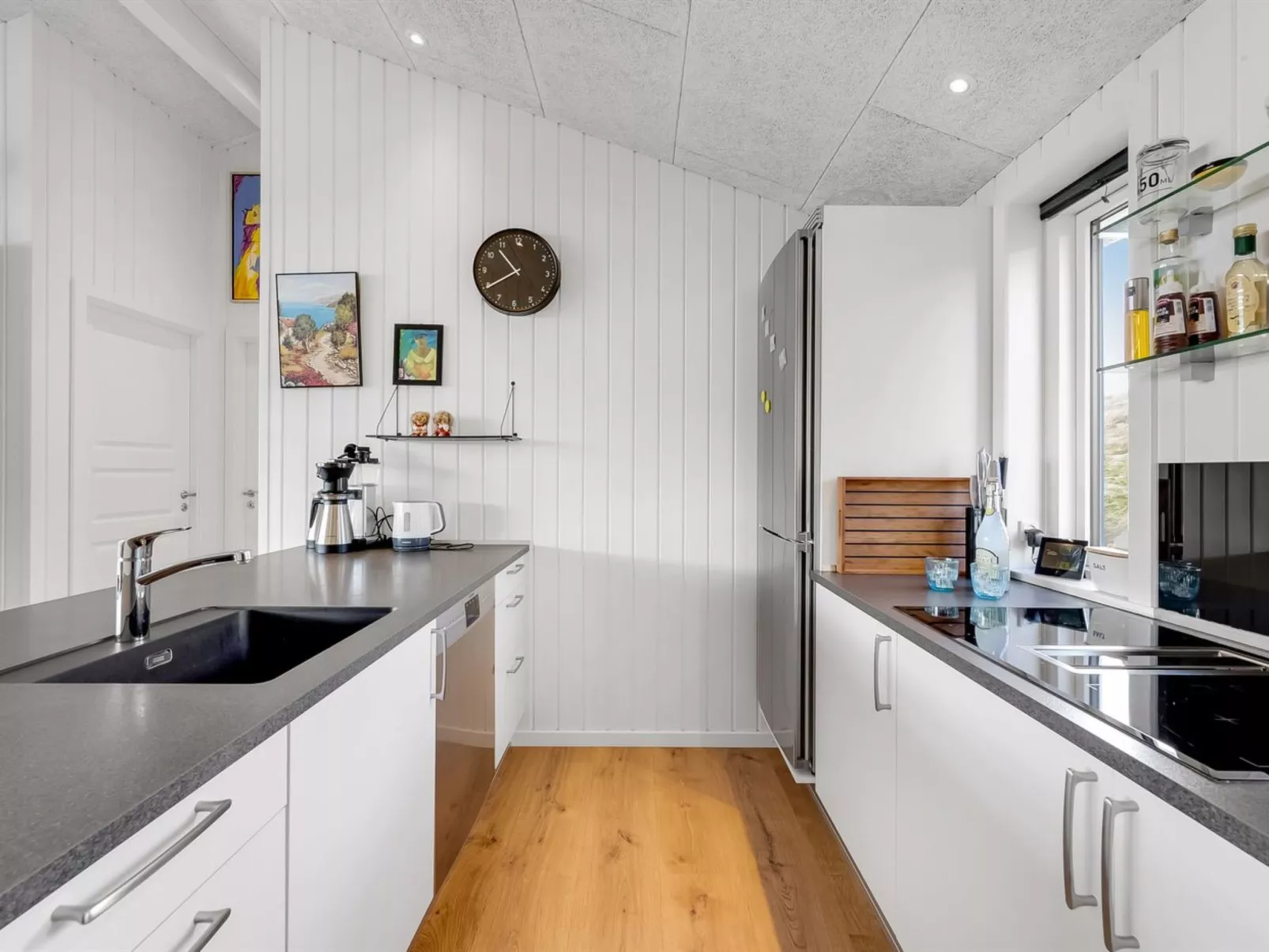 "Taja" - 300m to the fjord-Dedans