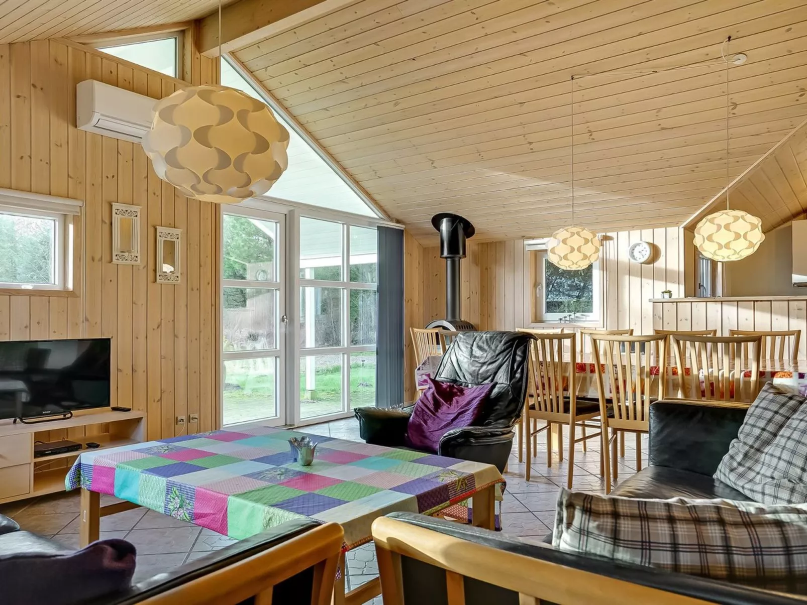 "Tyki" - 12km from the sea-Dedans