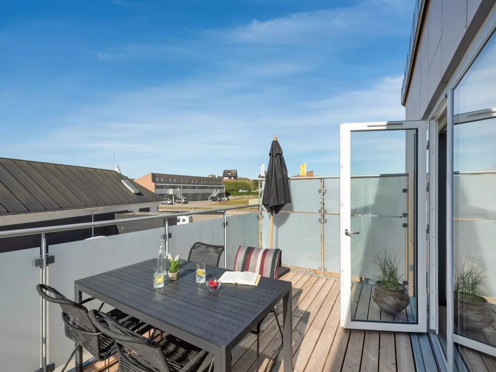 "Aiana" - 250m from the sea-Outside