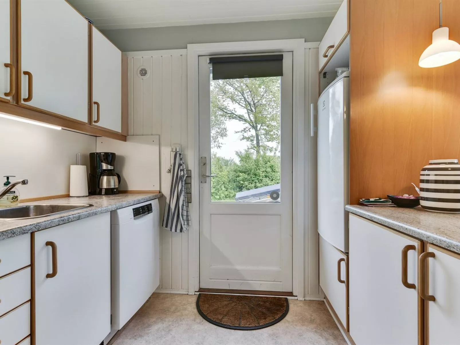 "Hasti" - 700m from the sea-Inside