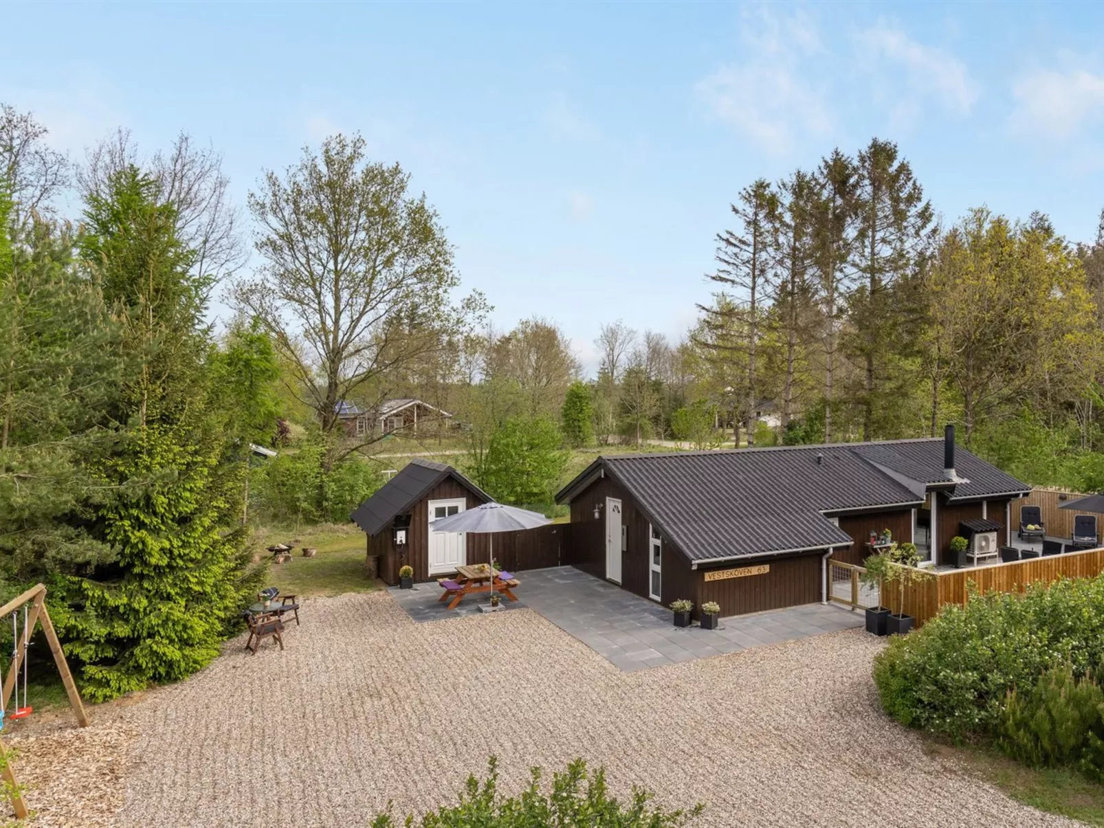 "Kea" - 30km from the sea-Outside