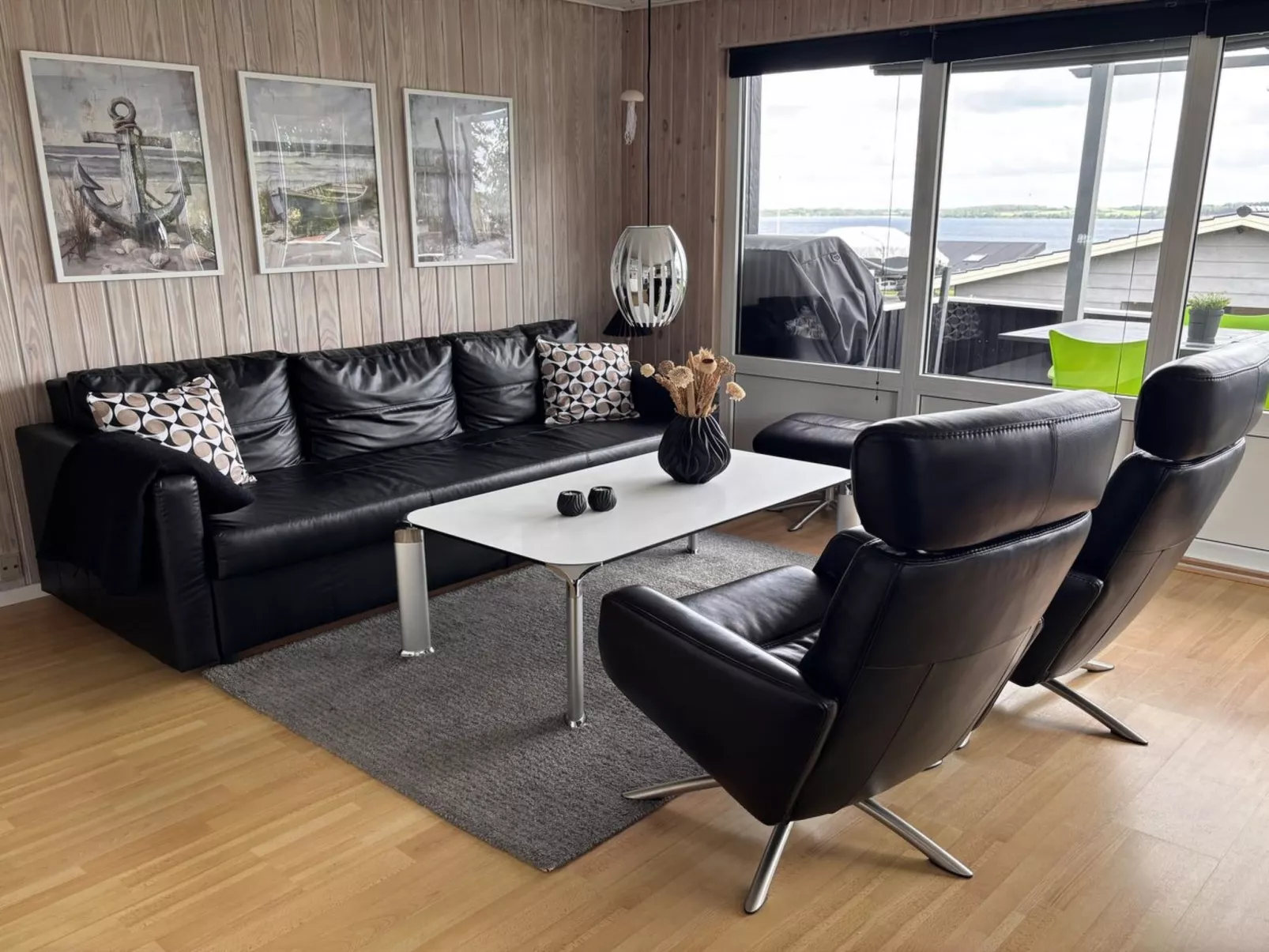 "Jenvold" - 300m to the fjord-Inside