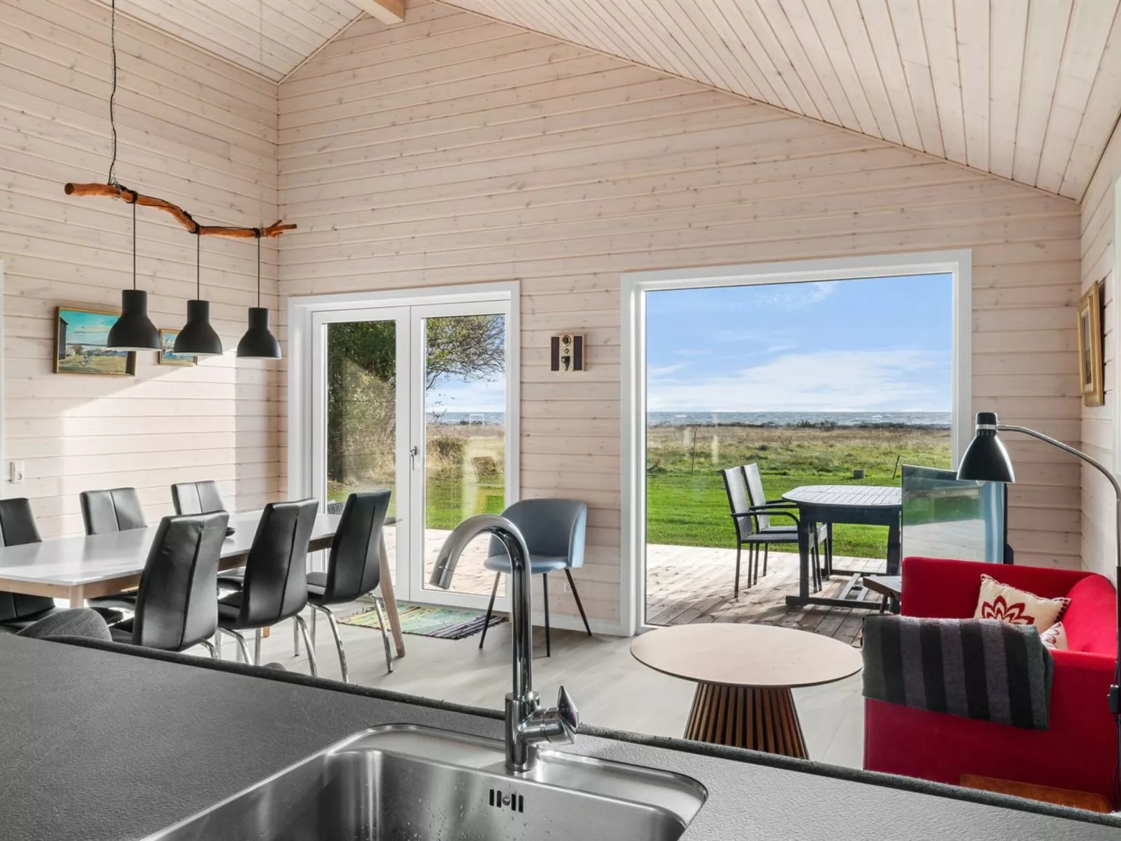 "Mato" - 100m from the sea-Inside