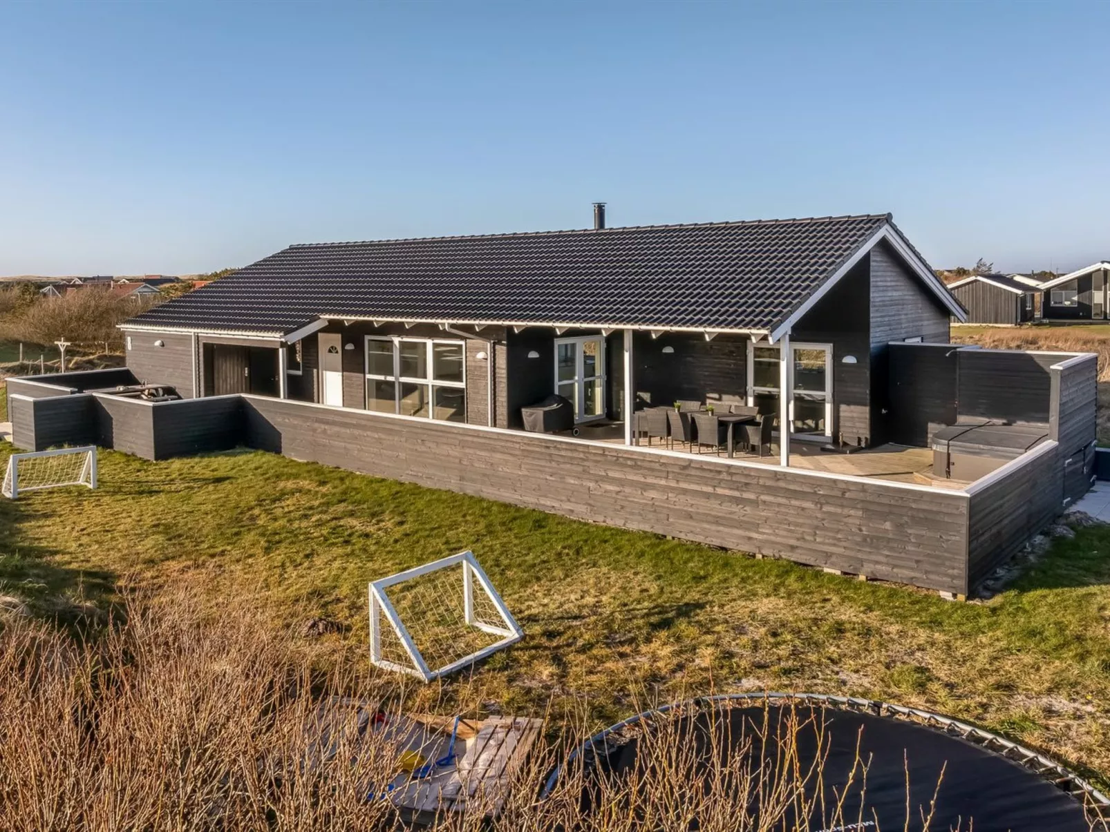 "Markku" - 400m from the sea-Outside